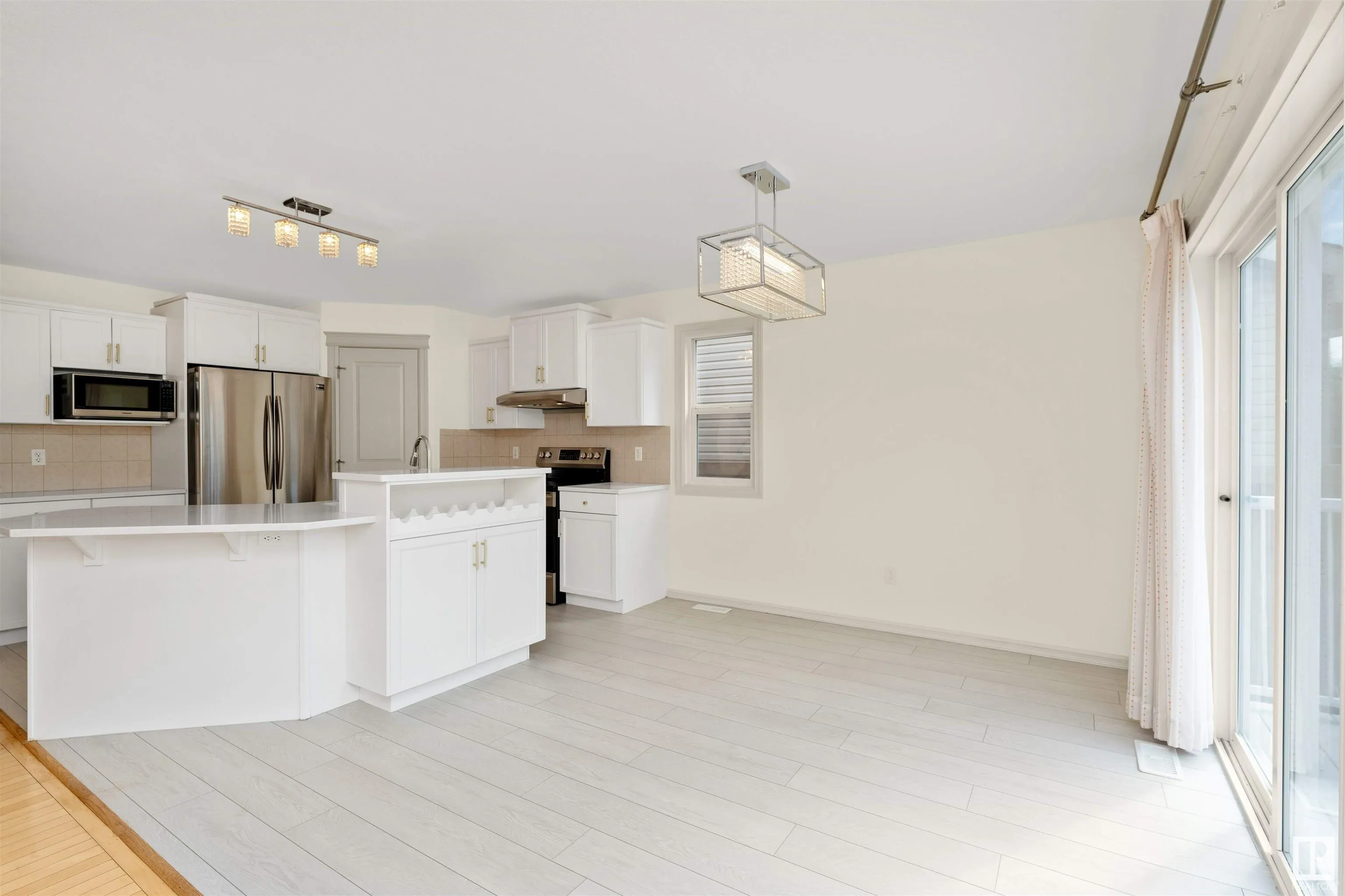 1609 HODGSON Court