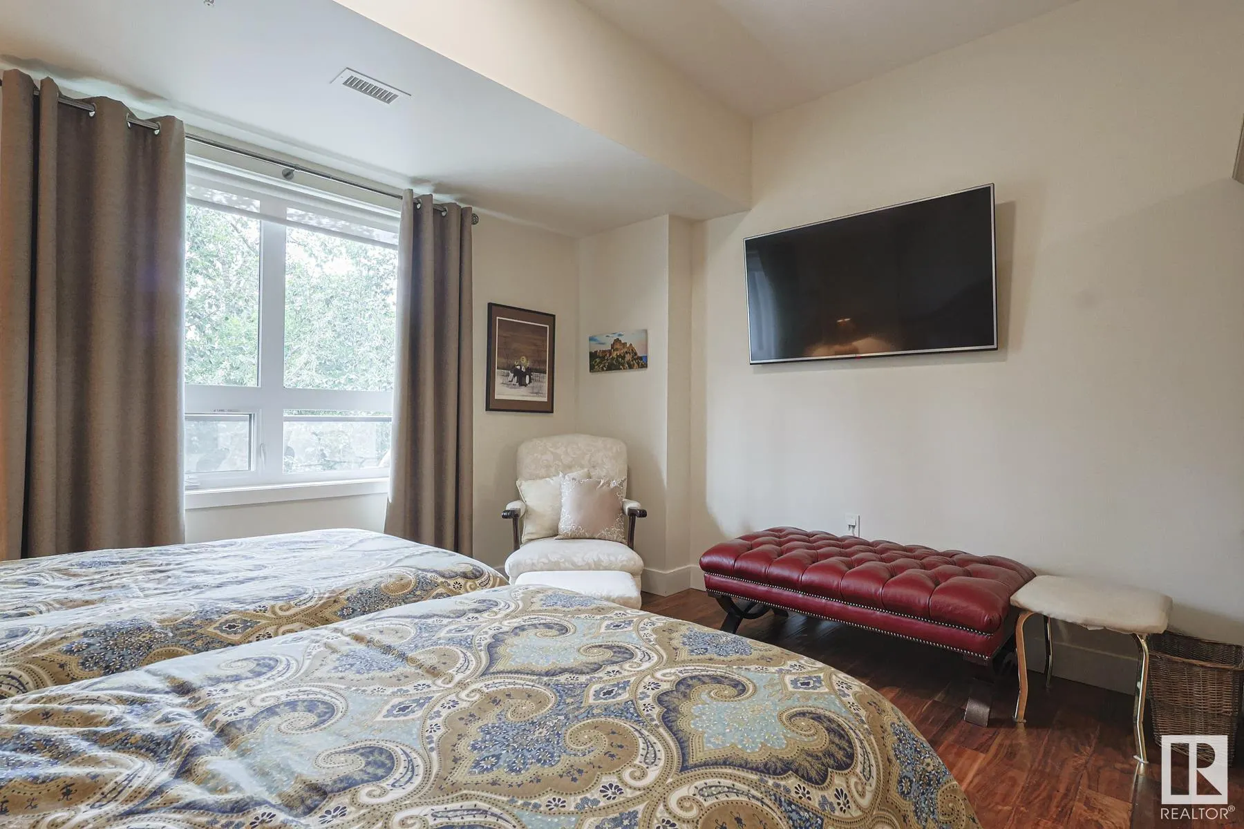 200 Bellerose Drive