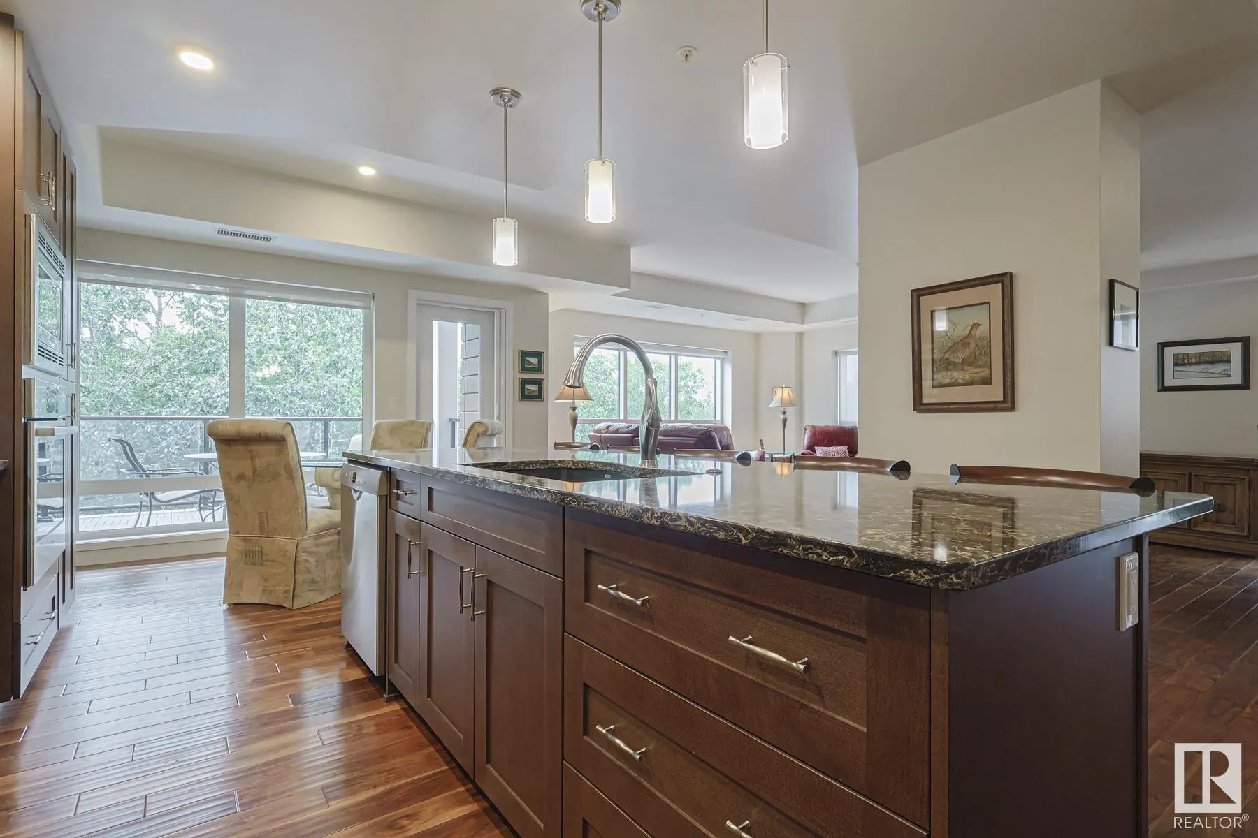 200 Bellerose Drive
