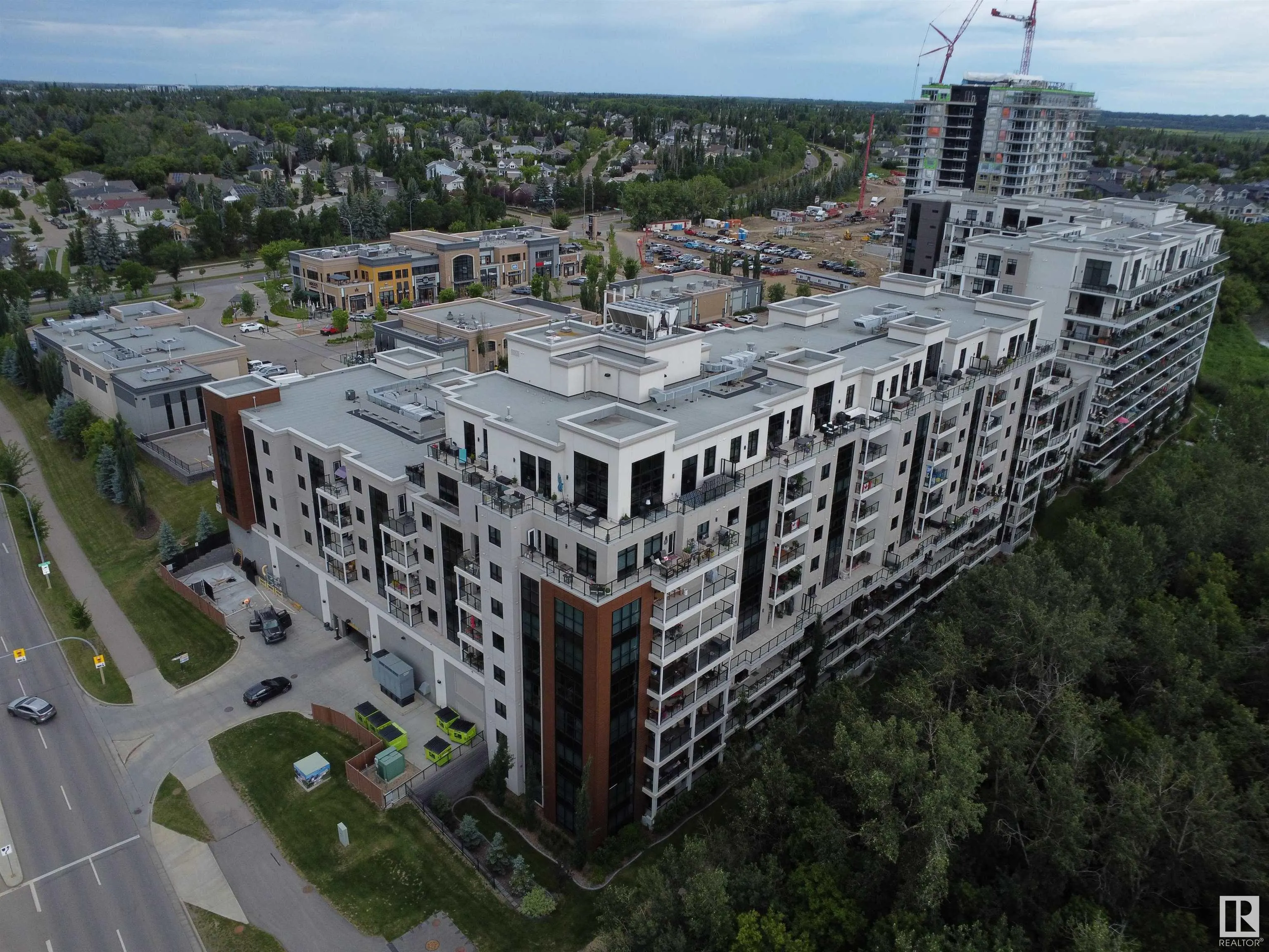 200 Bellerose Drive