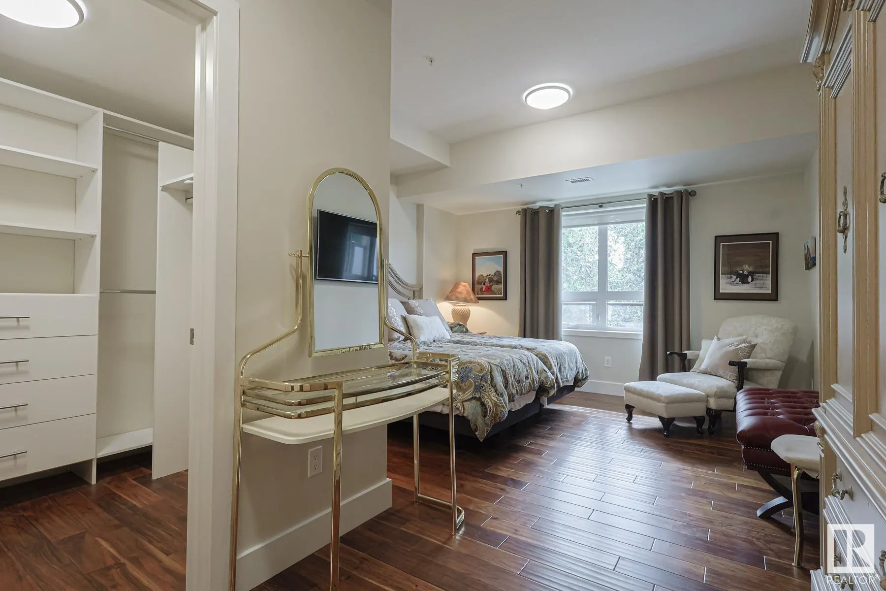 200 Bellerose Drive