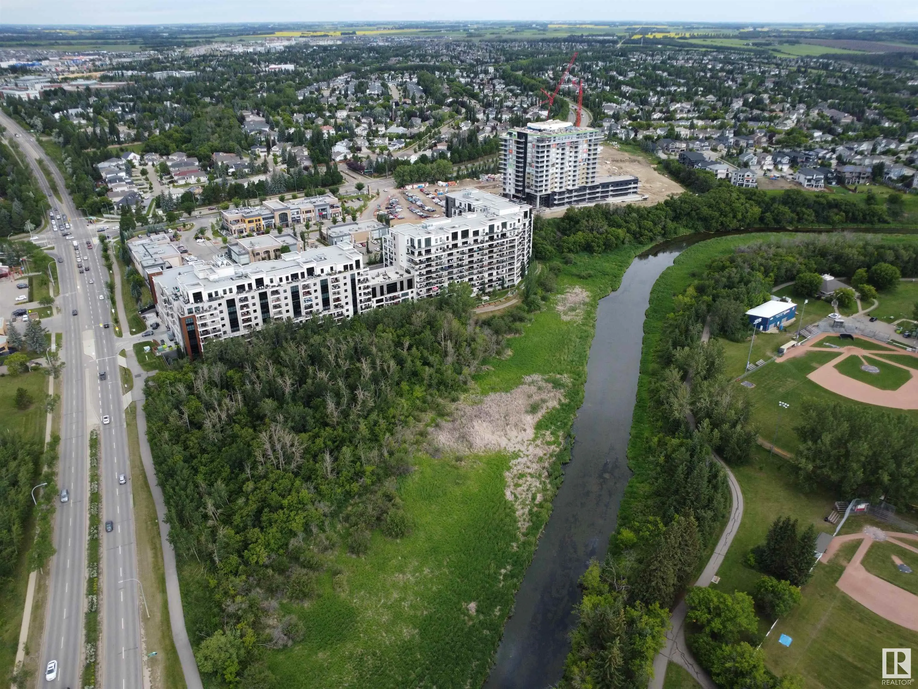 200 Bellerose Drive