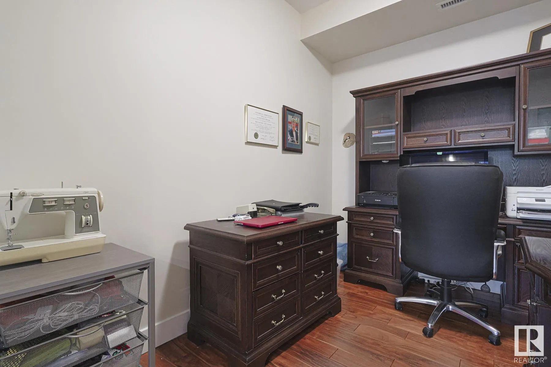 200 Bellerose Drive
