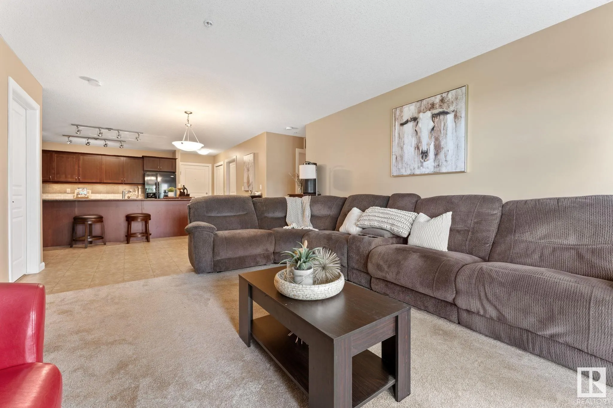 300 PALISADES Way