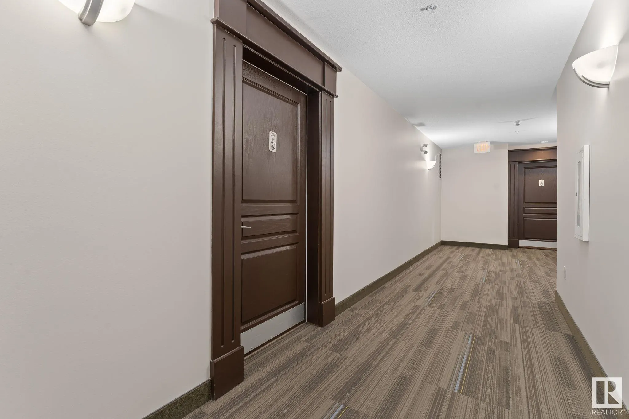 300 PALISADES Way