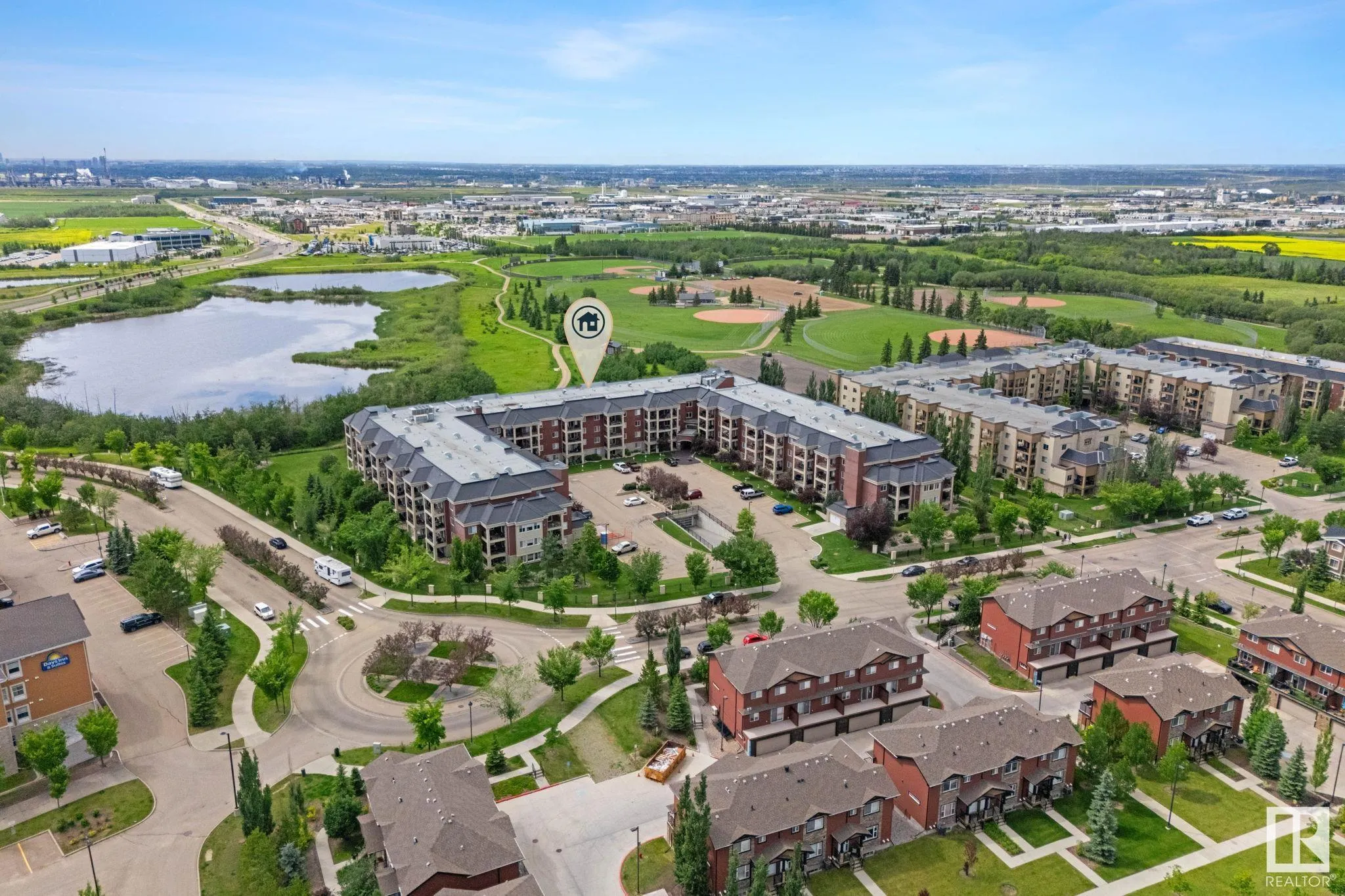 300 PALISADES Way