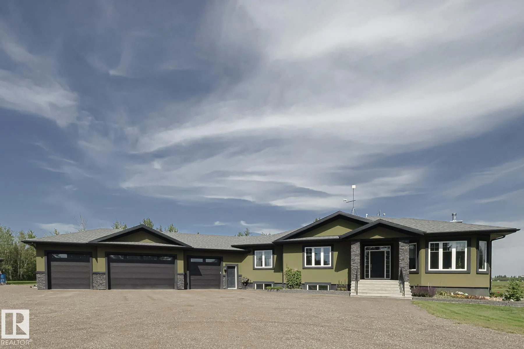 11, 53219 RGE ROAD 271