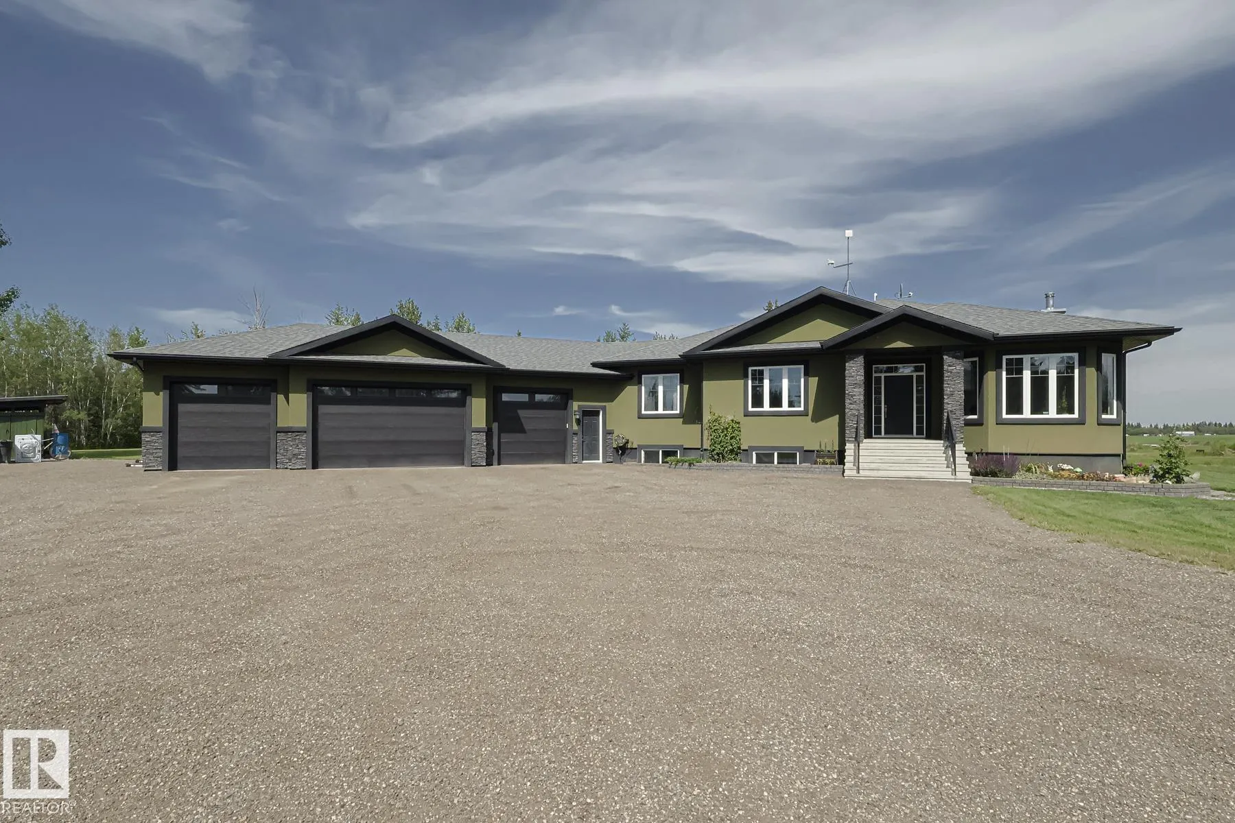 11, 53219 RGE ROAD 271