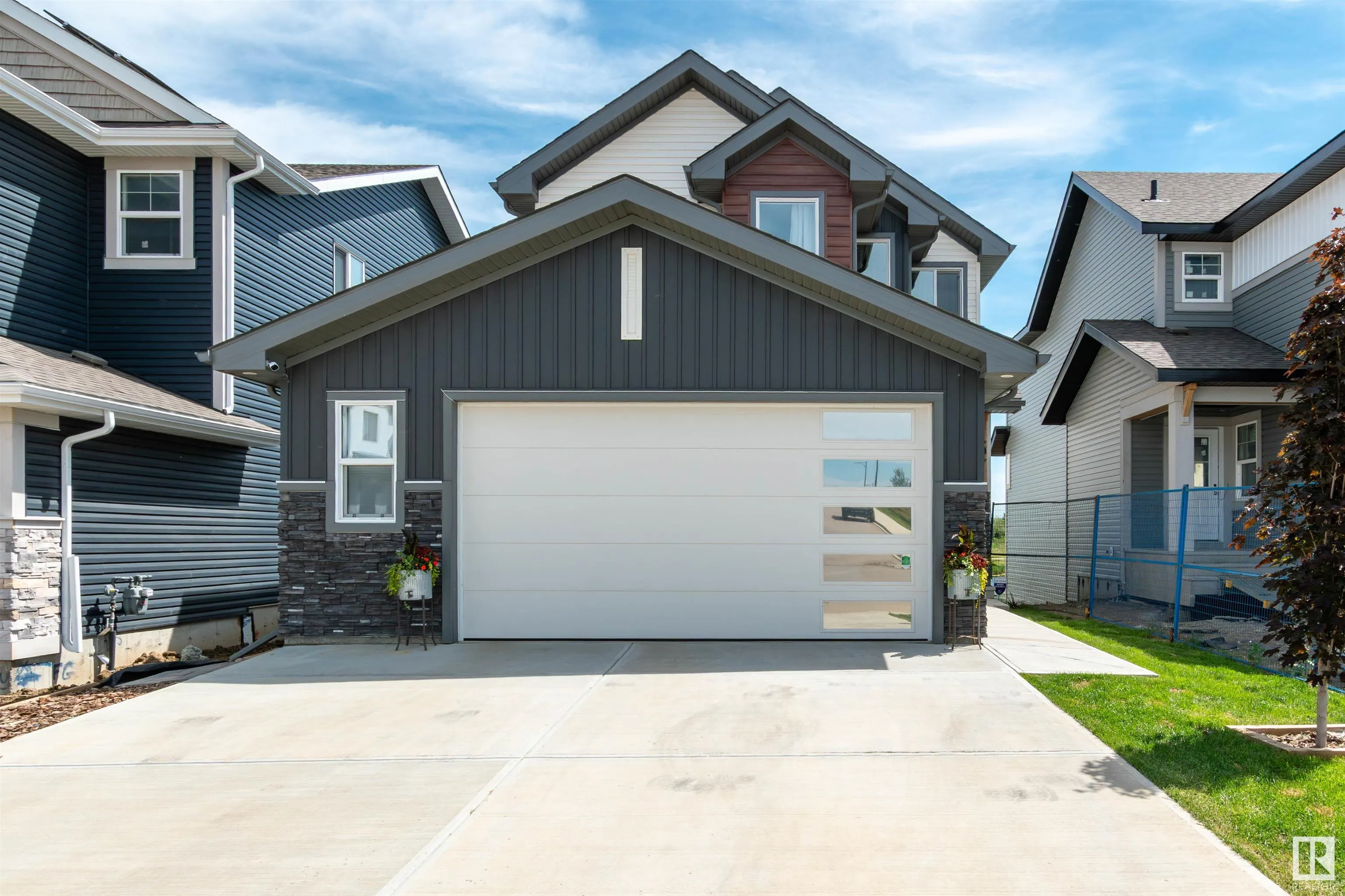 57 SAVOY Crescent