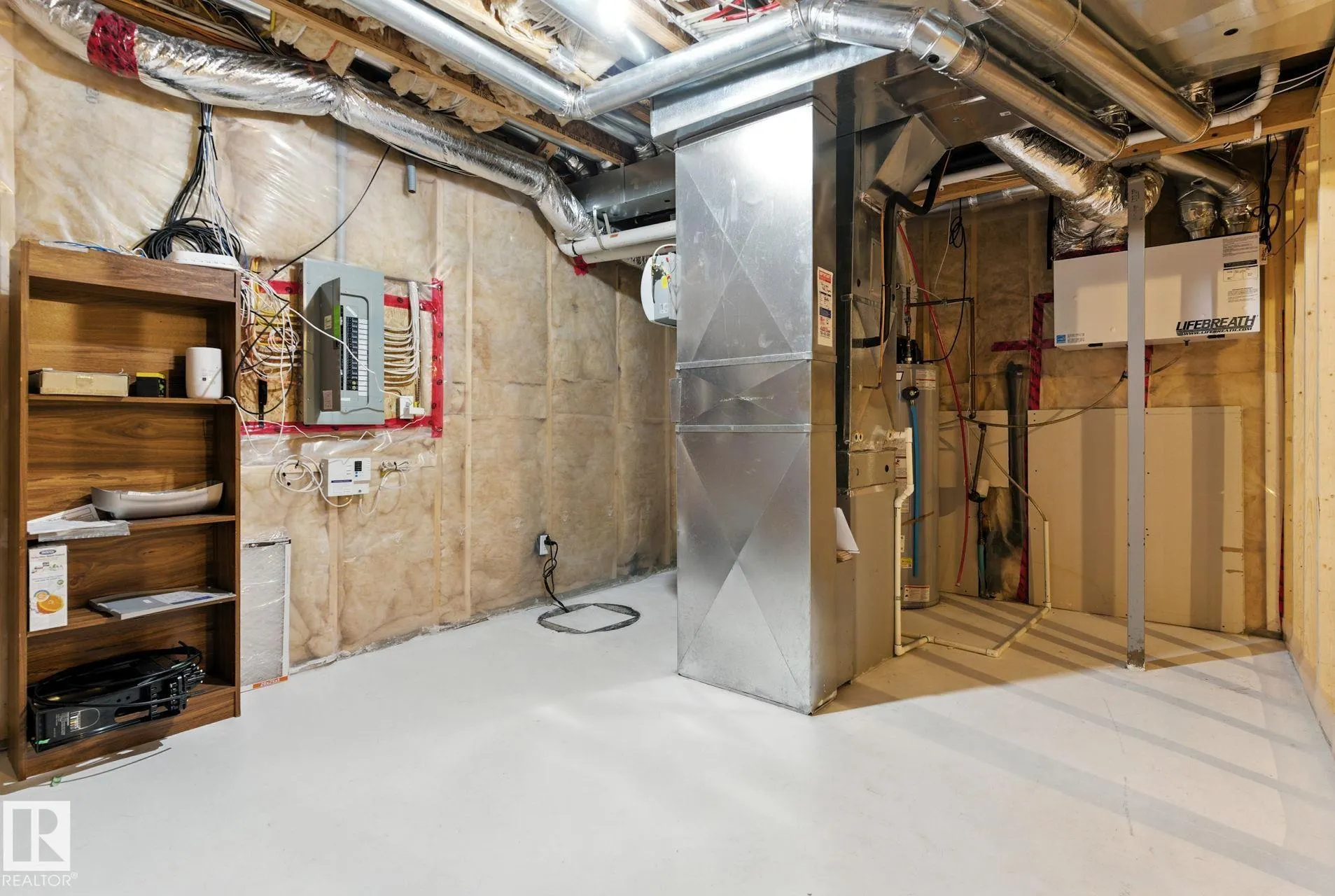126 SUNTERRA Way