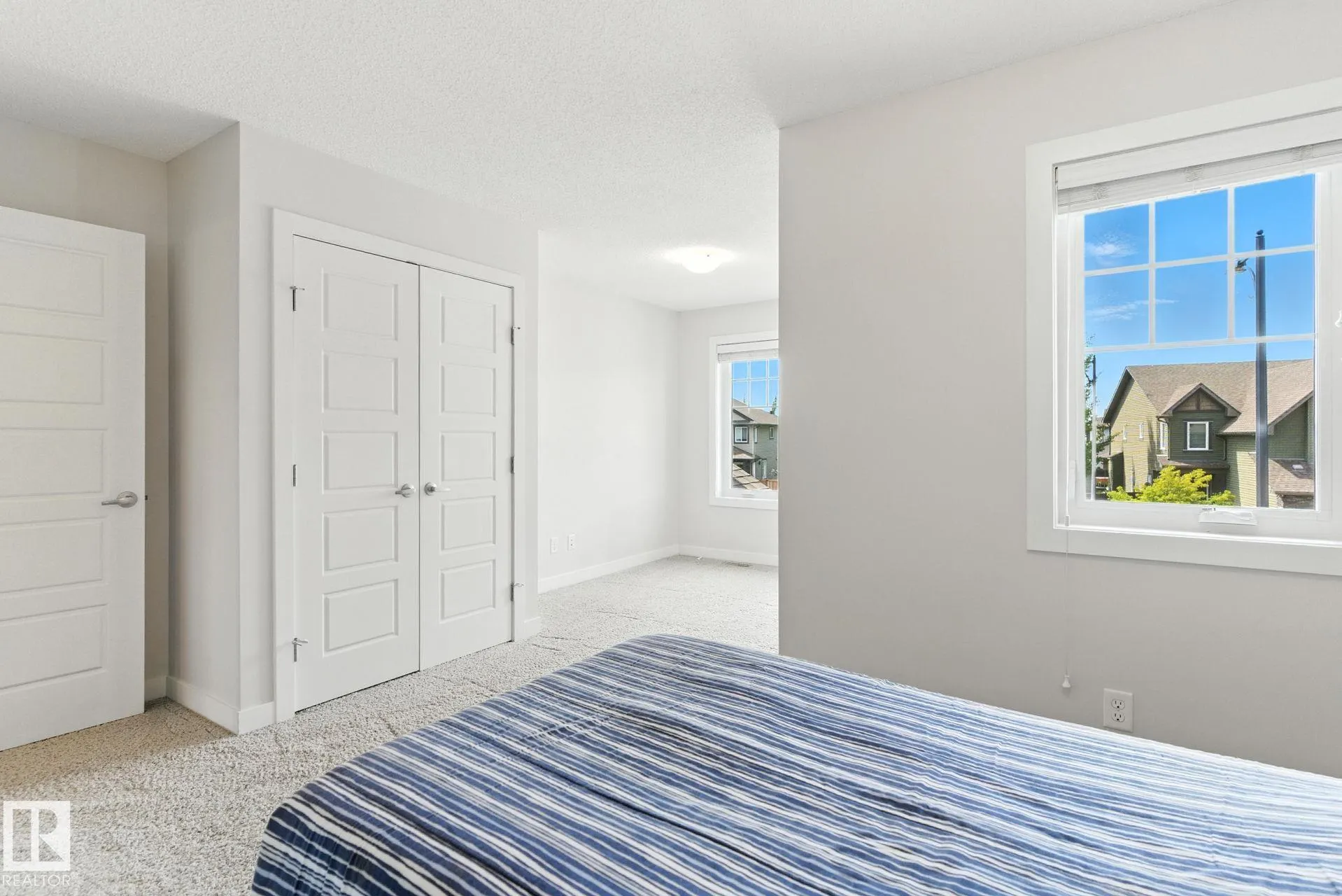 126 SUNTERRA Way