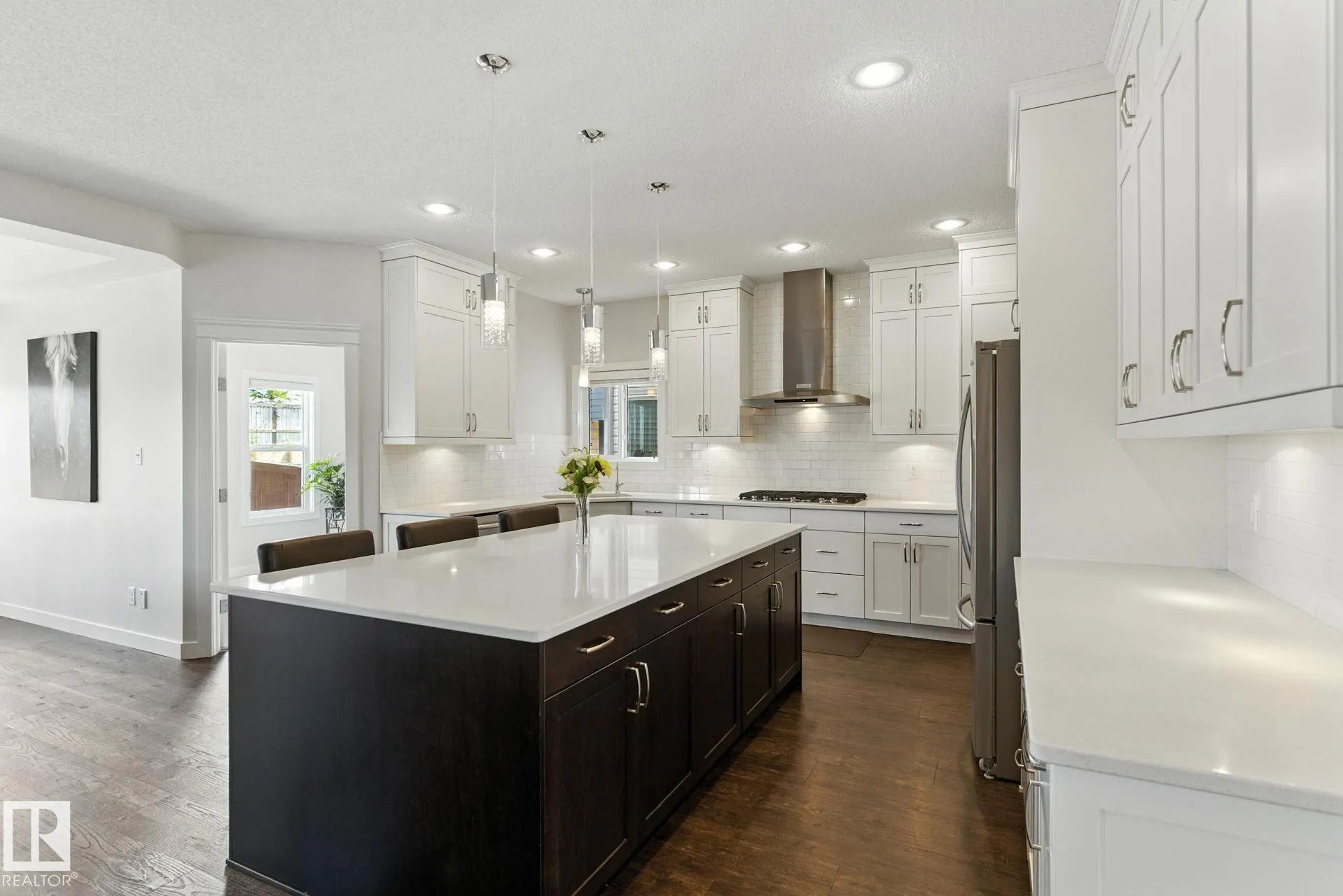 126 SUNTERRA Way