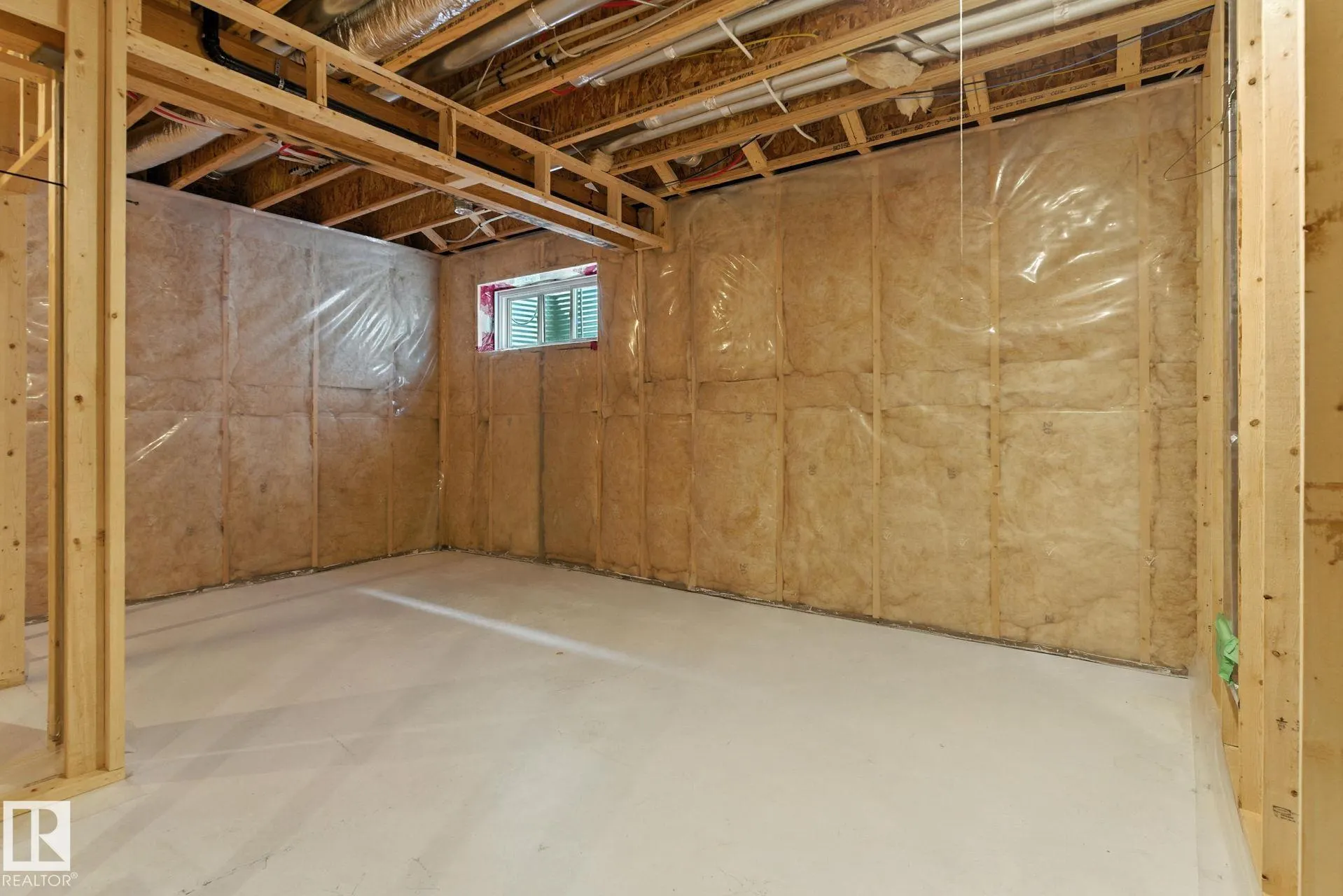 126 SUNTERRA Way