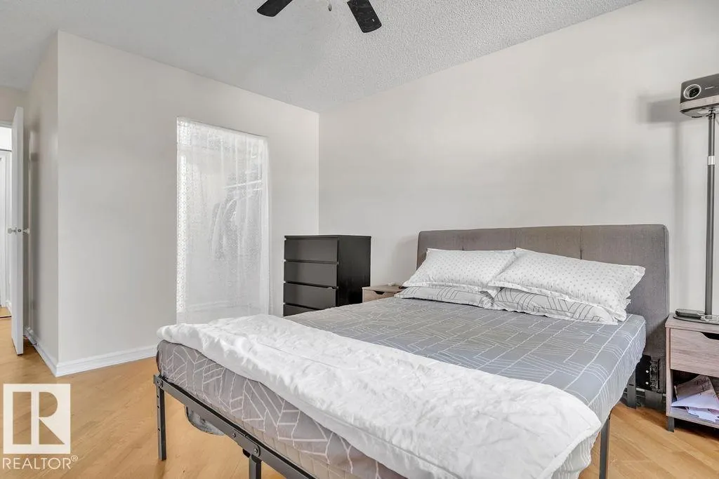 2508 50 Street