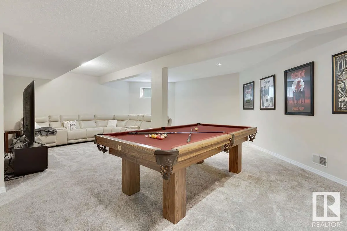 434 TWIN BROOKS Crescent