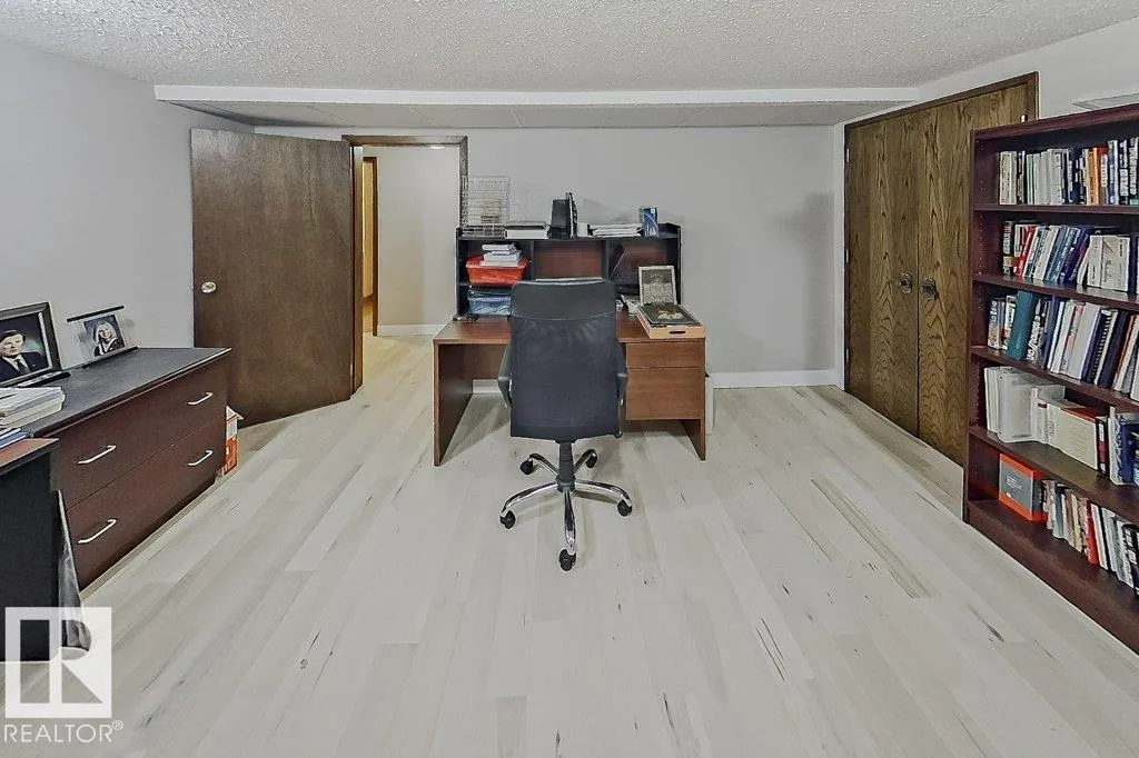 53310 RGE ROAD 221