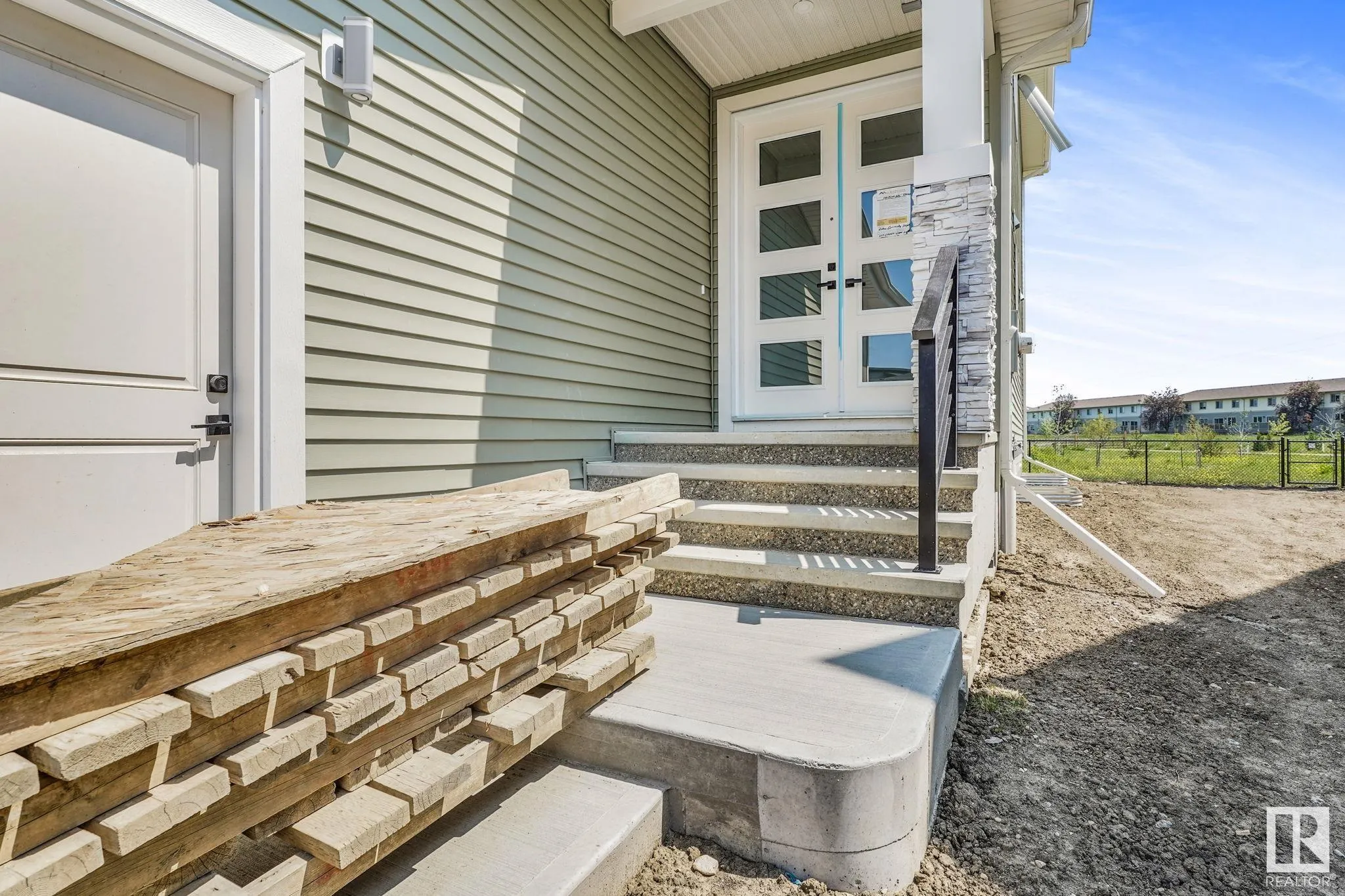 150 CREEKSIDE LANE Lane
