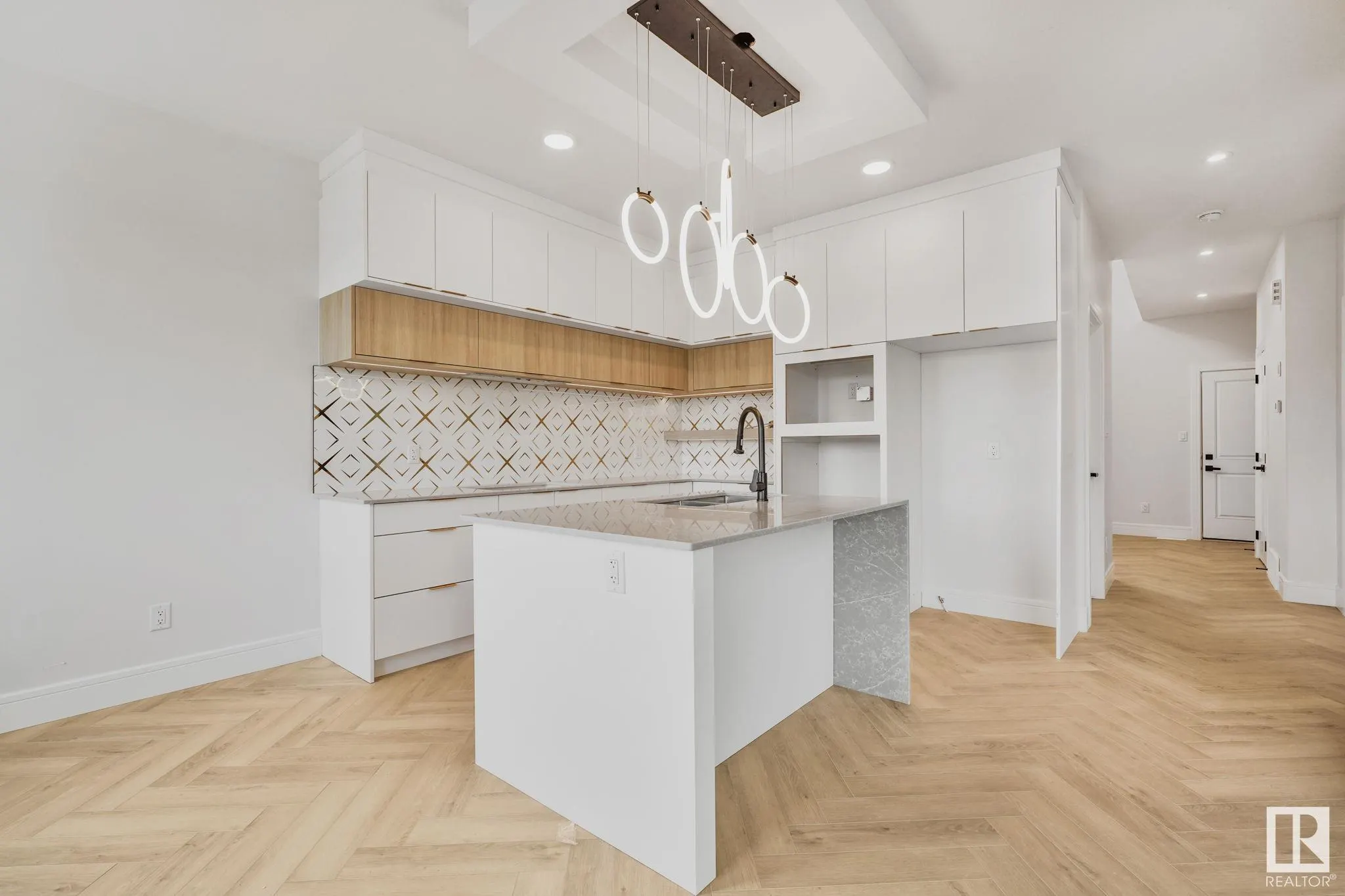 150 CREEKSIDE LANE Lane