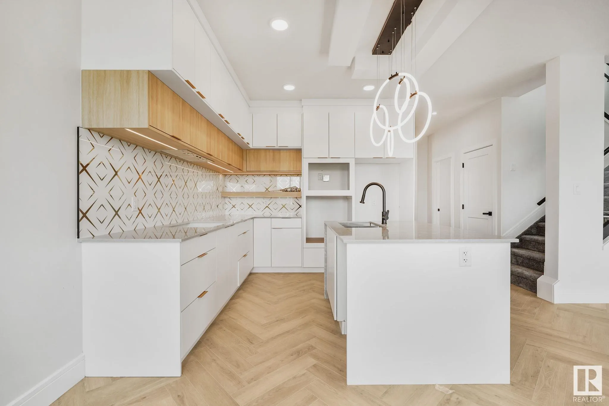 150 CREEKSIDE LANE Lane