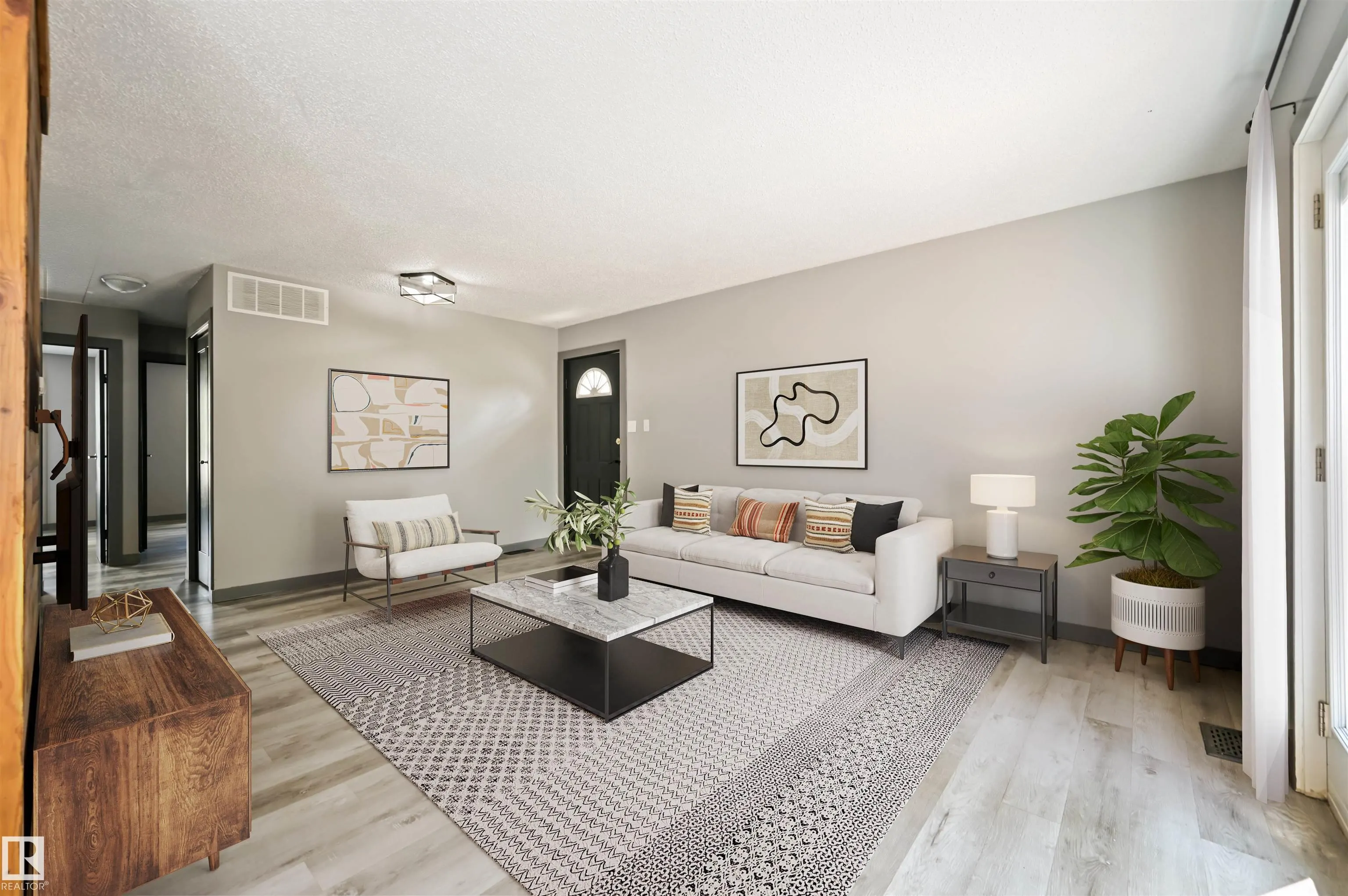 4405 Pleasantview Drive