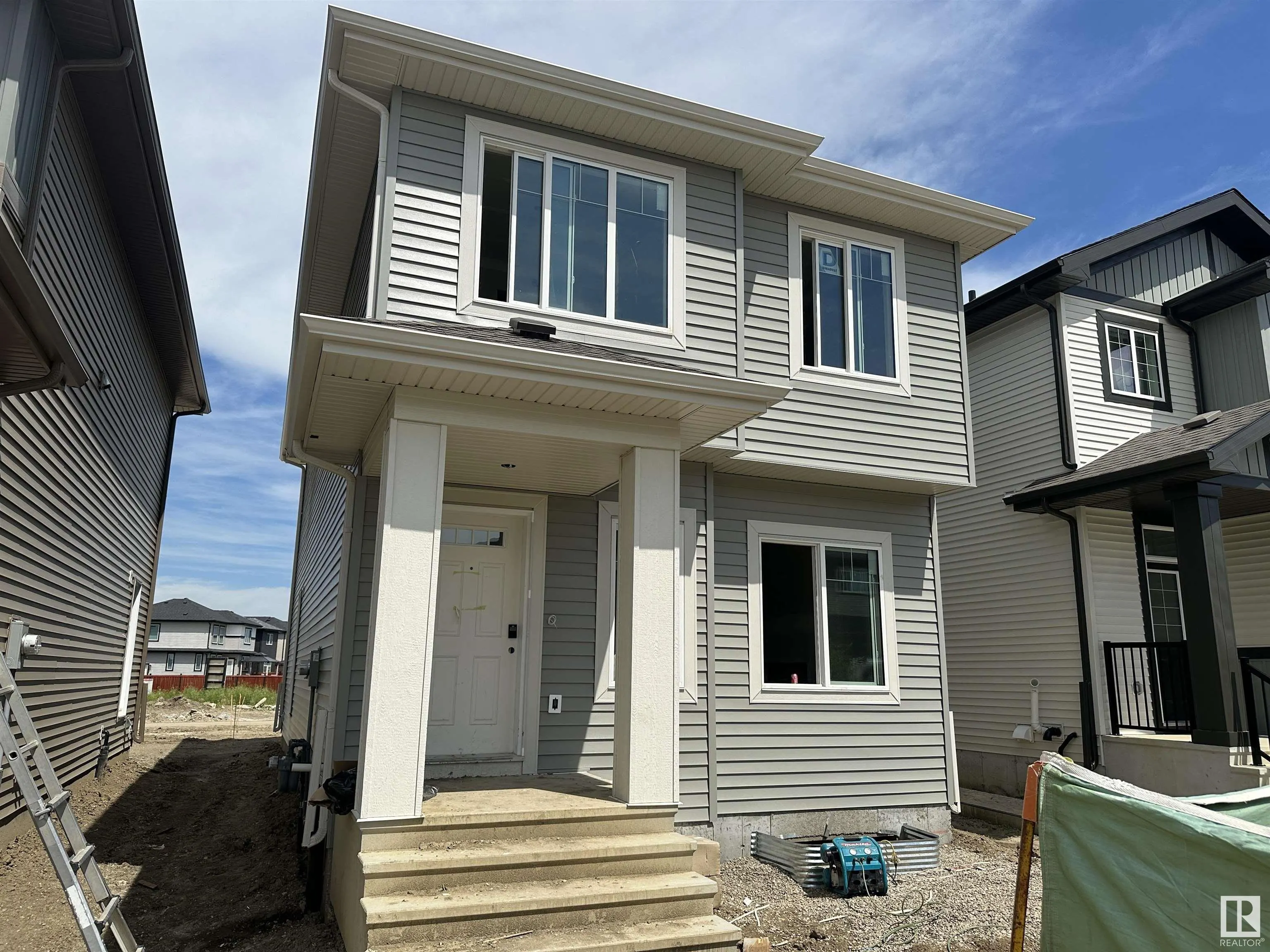 10 HUNTER Place