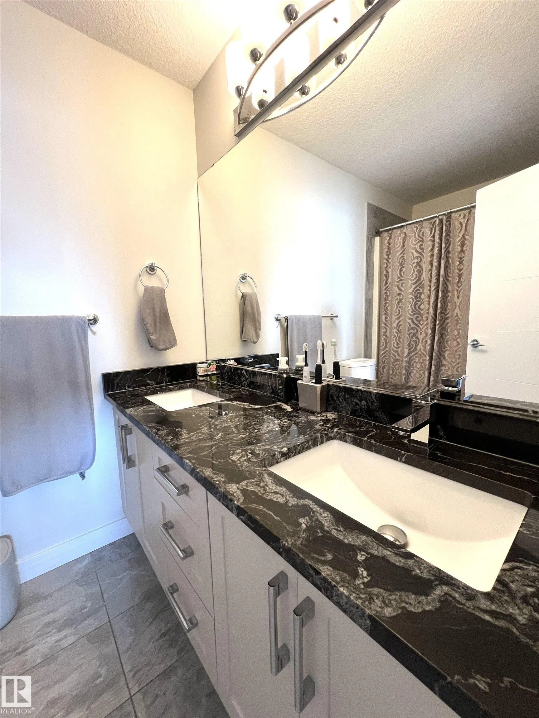 725 BERG Loop