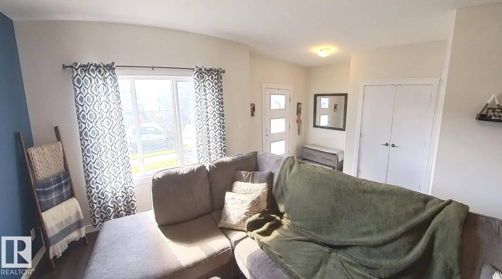 725 BERG Loop