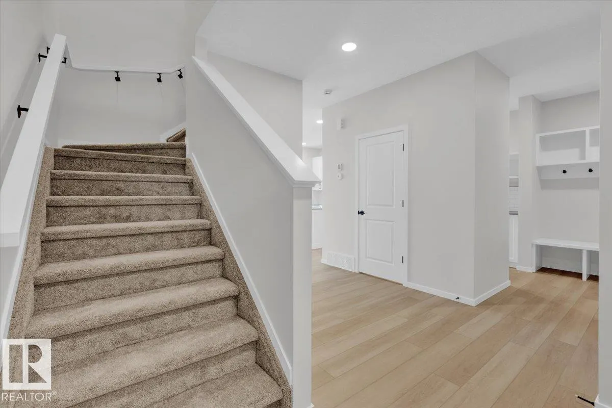 1140 SOUTH CREEK Wynd