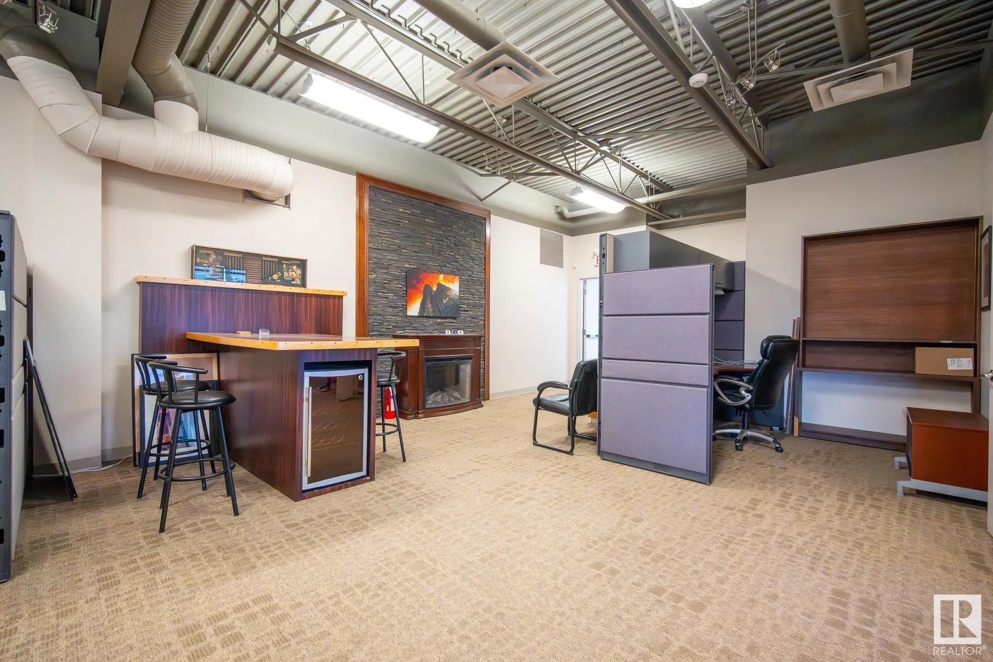 120 PEMBINA Road