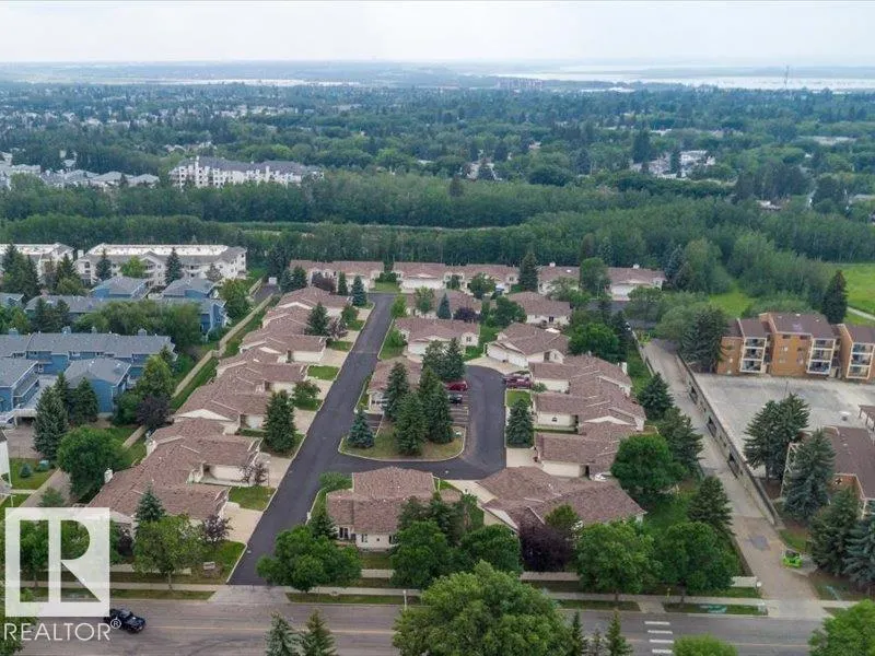 10 GRANGE Drive