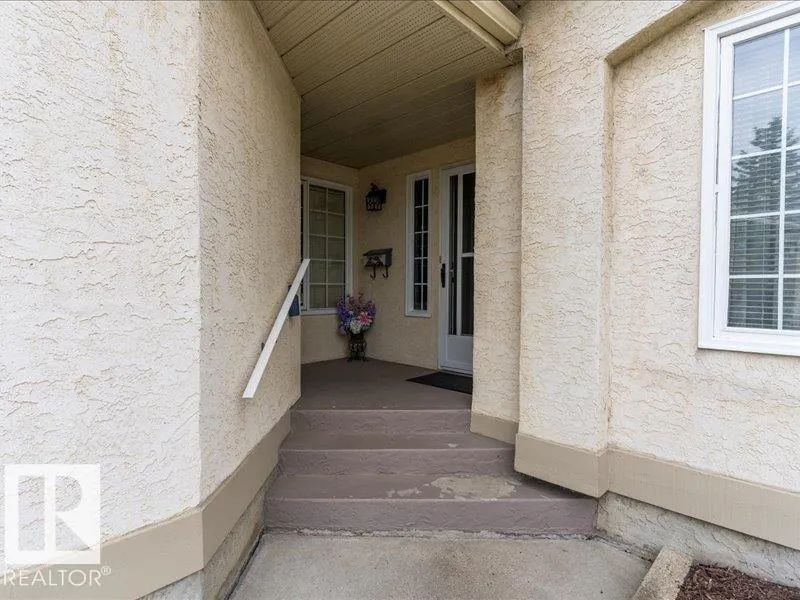 10 GRANGE Drive