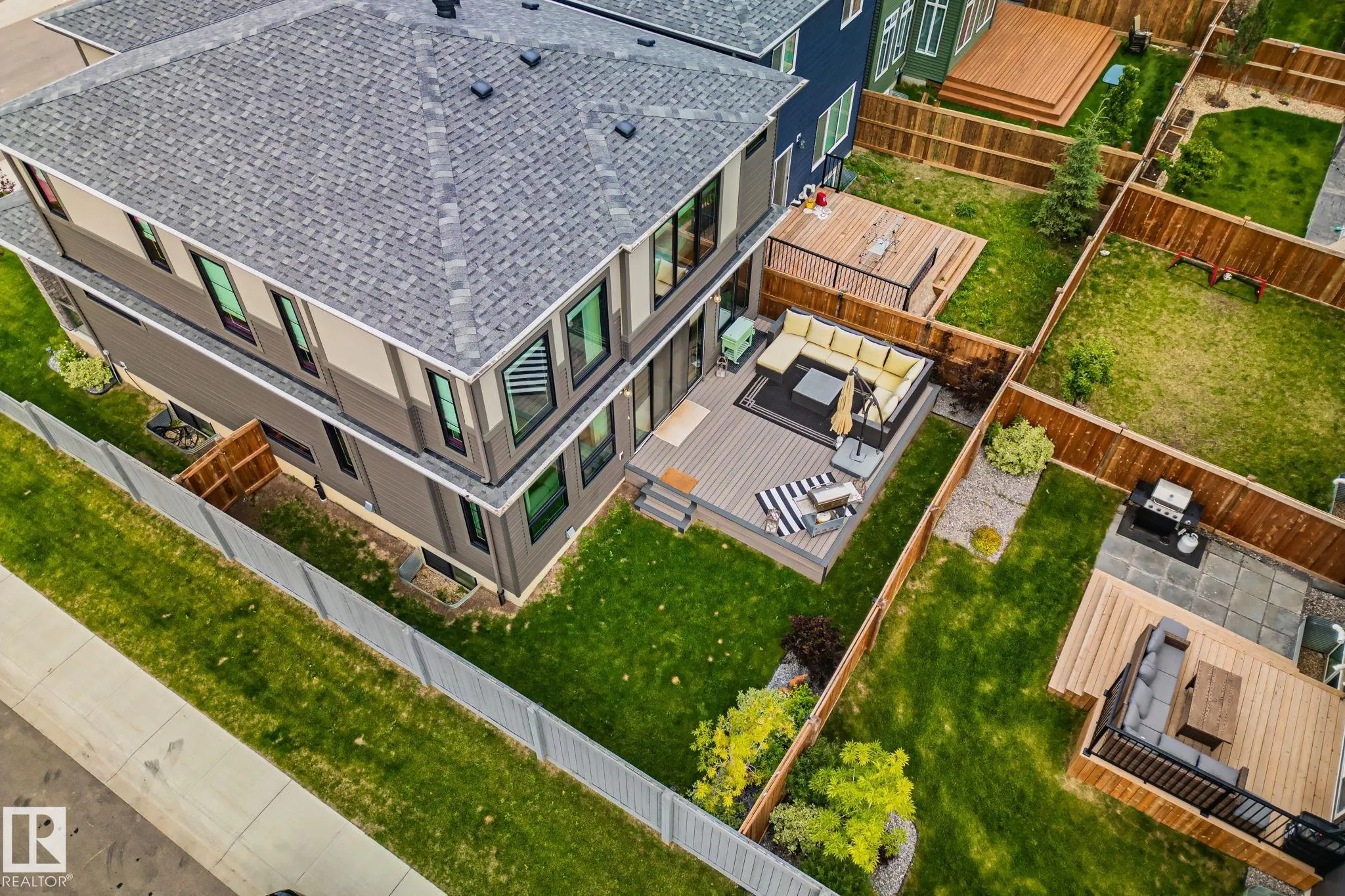 5548 Kootook Drive