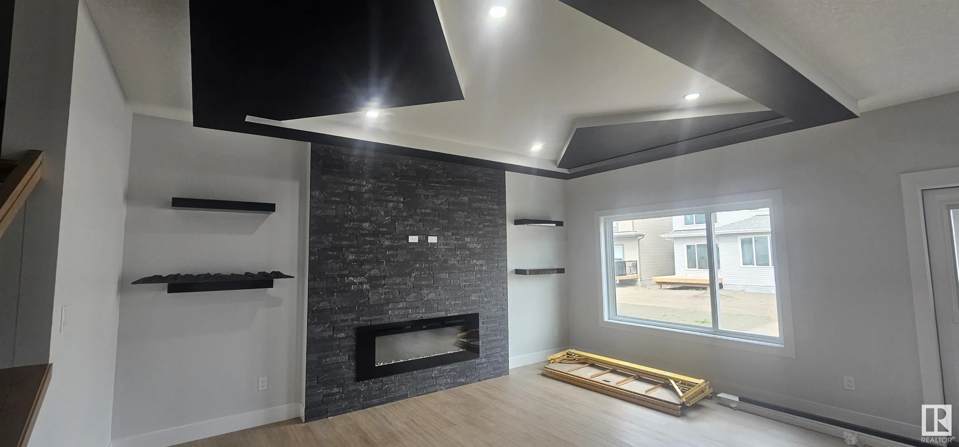 63 WAVERLY Way