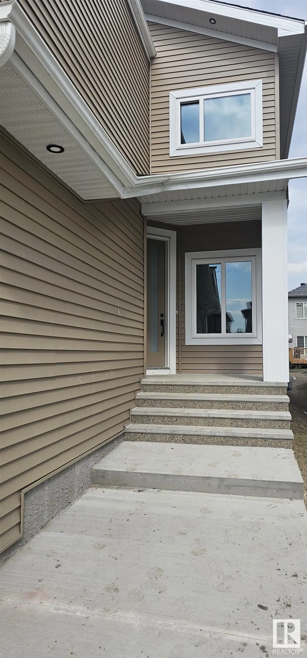 63 WAVERLY Way