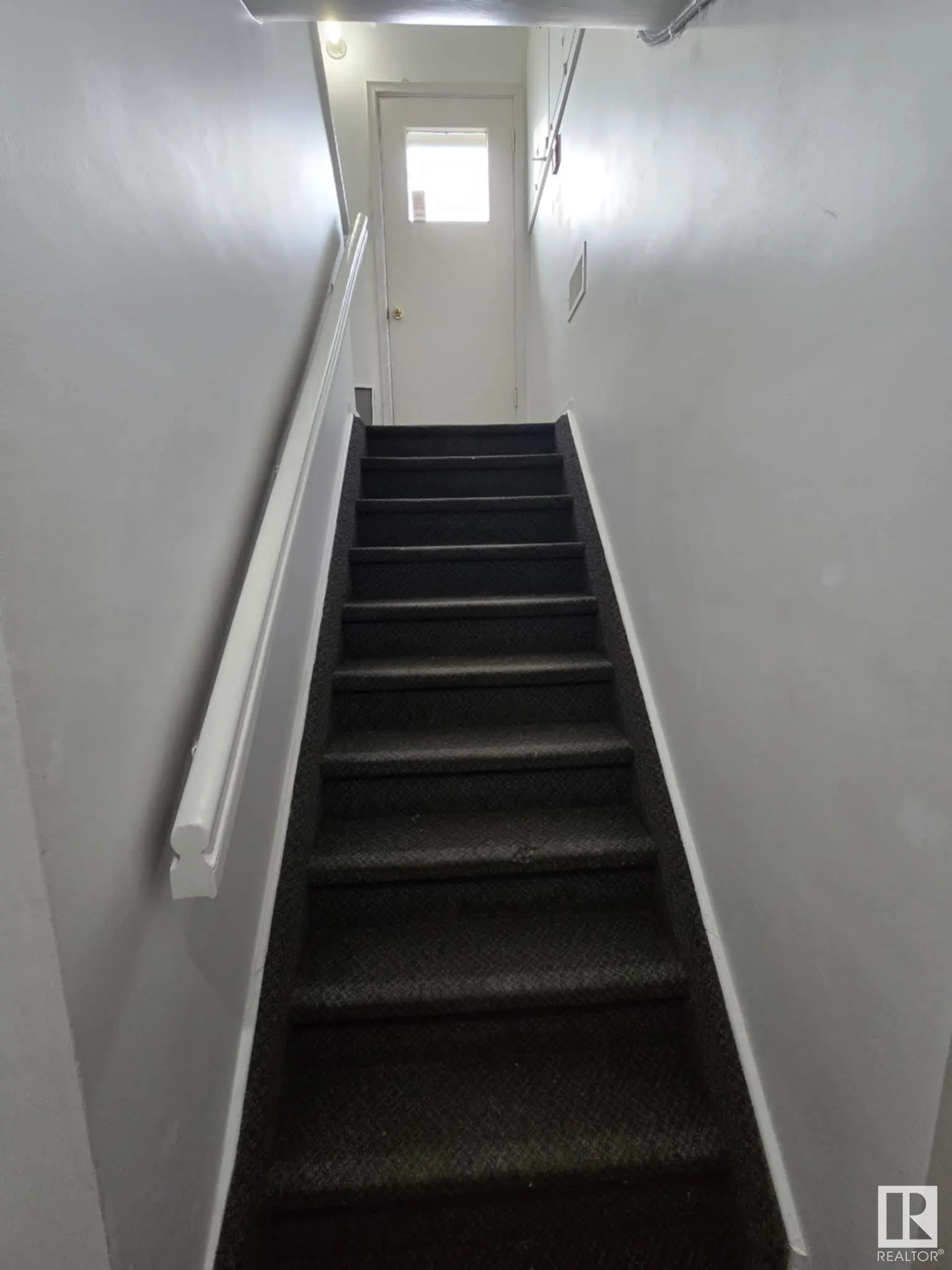 6422 - 6424 132 Avenue