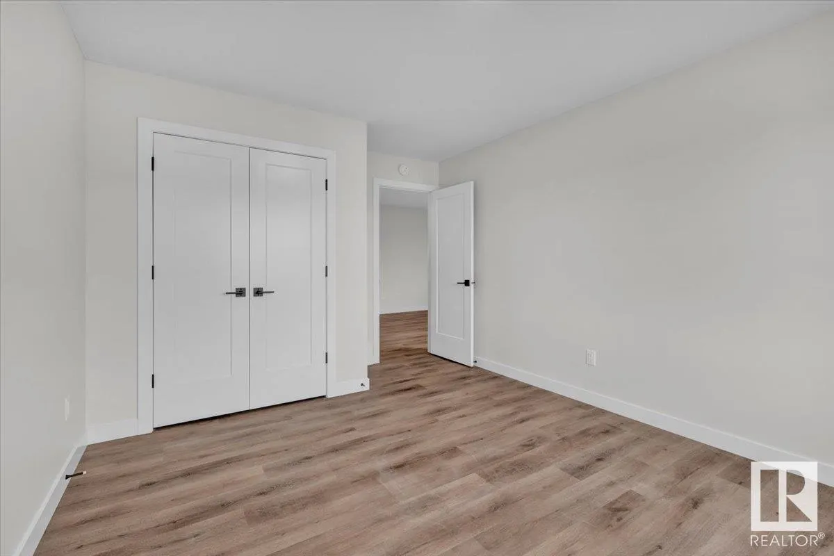 163 CALEDON Crescent