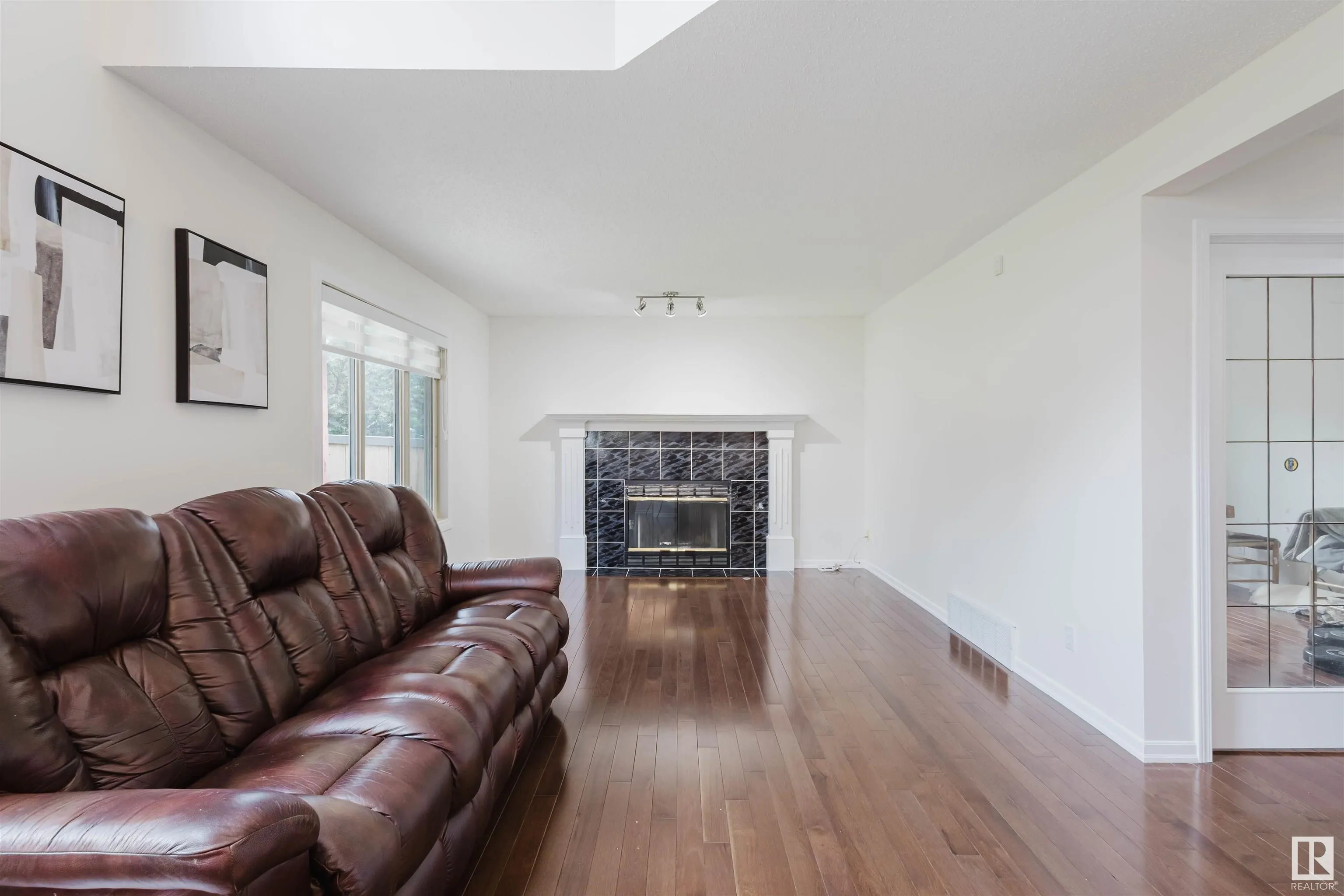 333 BURTON Road