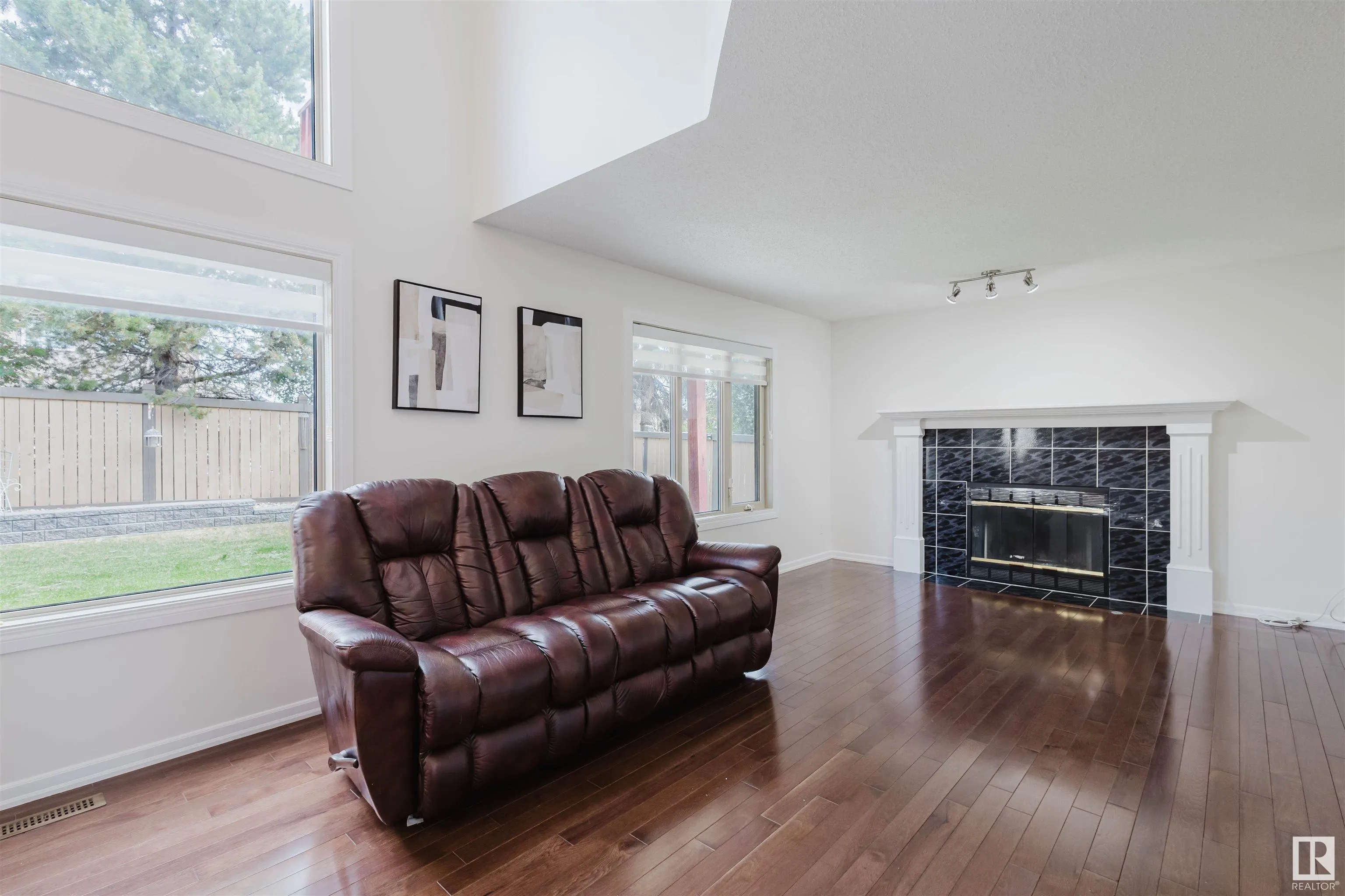 333 BURTON Road