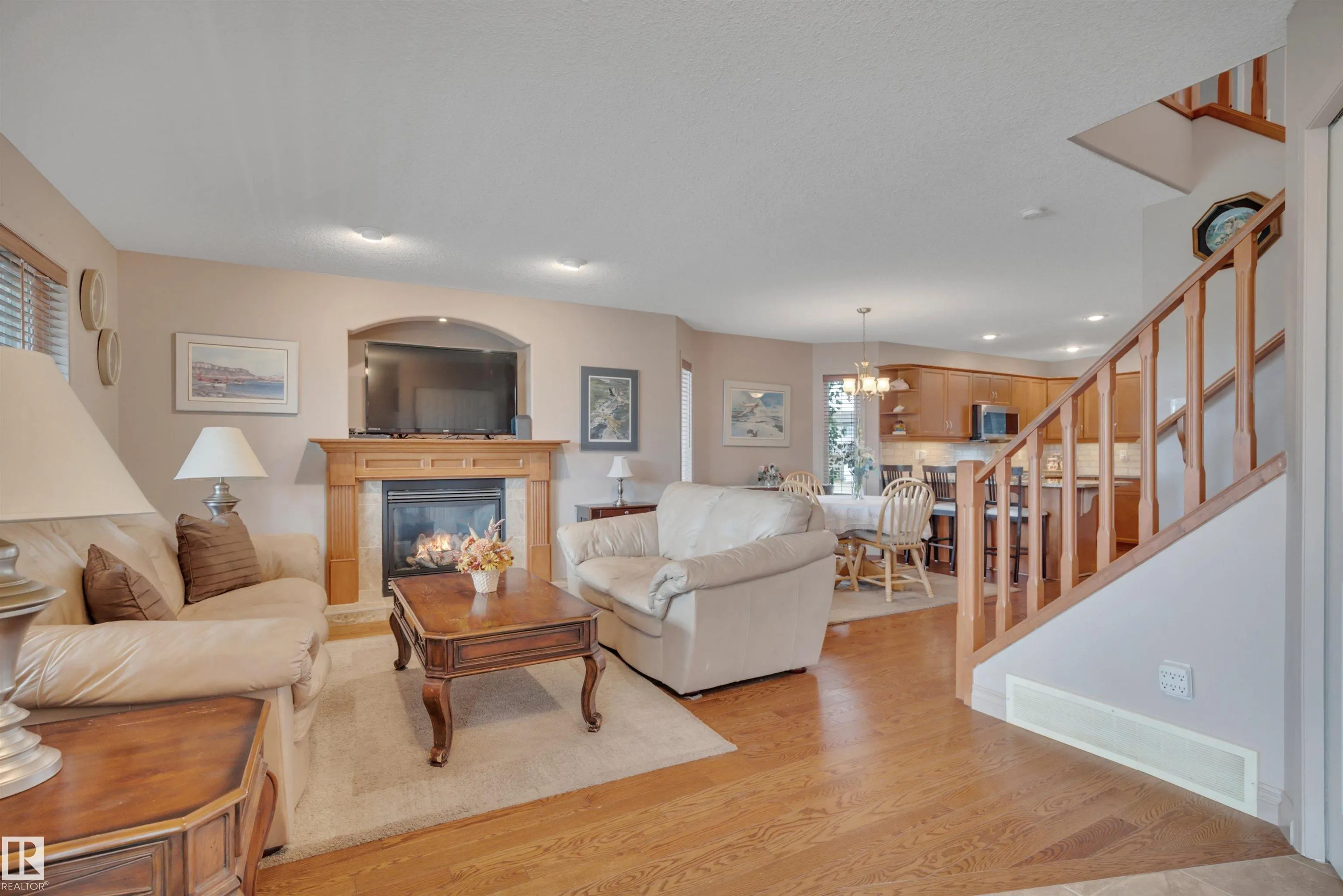 63 SUNTREE Promenade