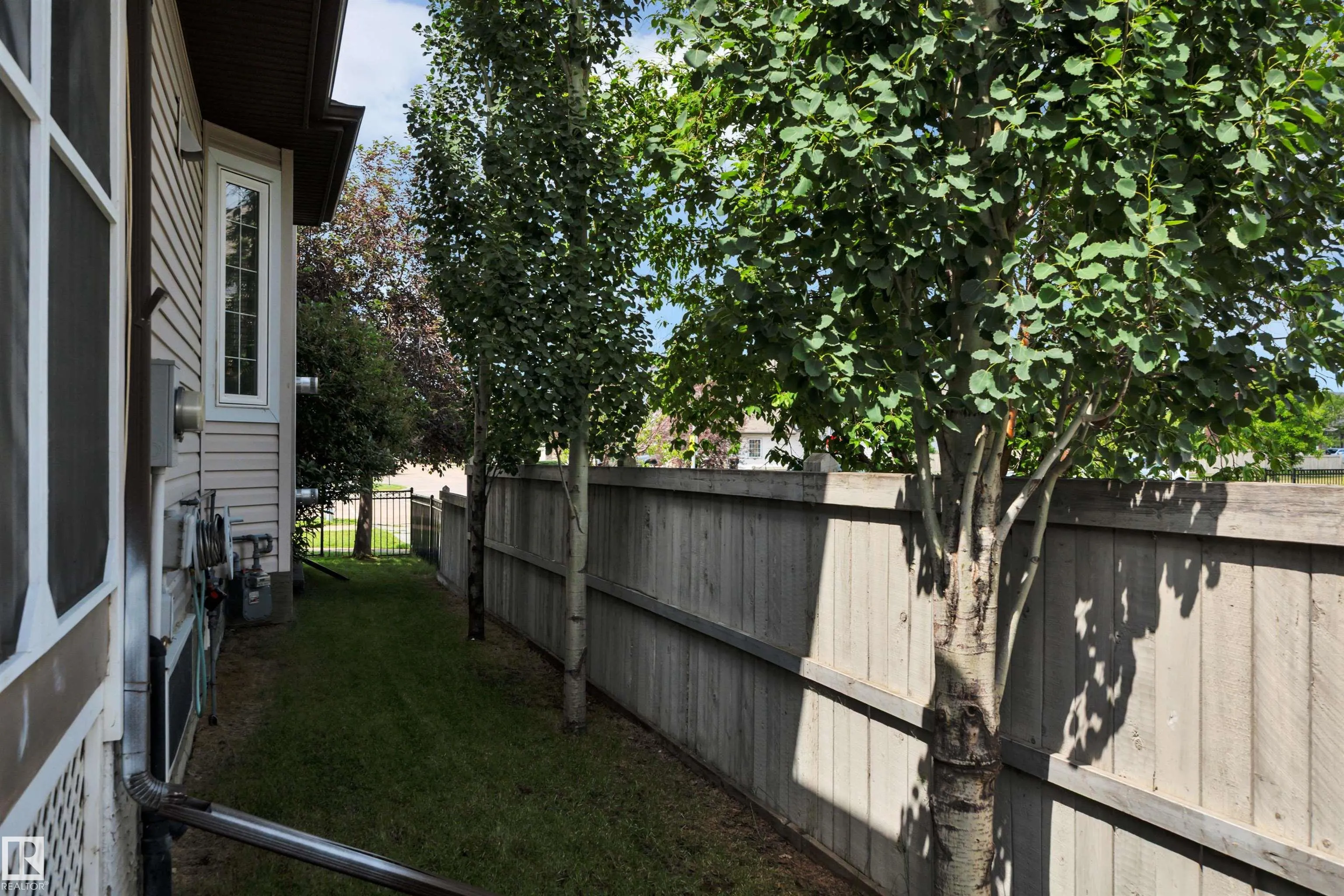 63 SUNTREE Promenade