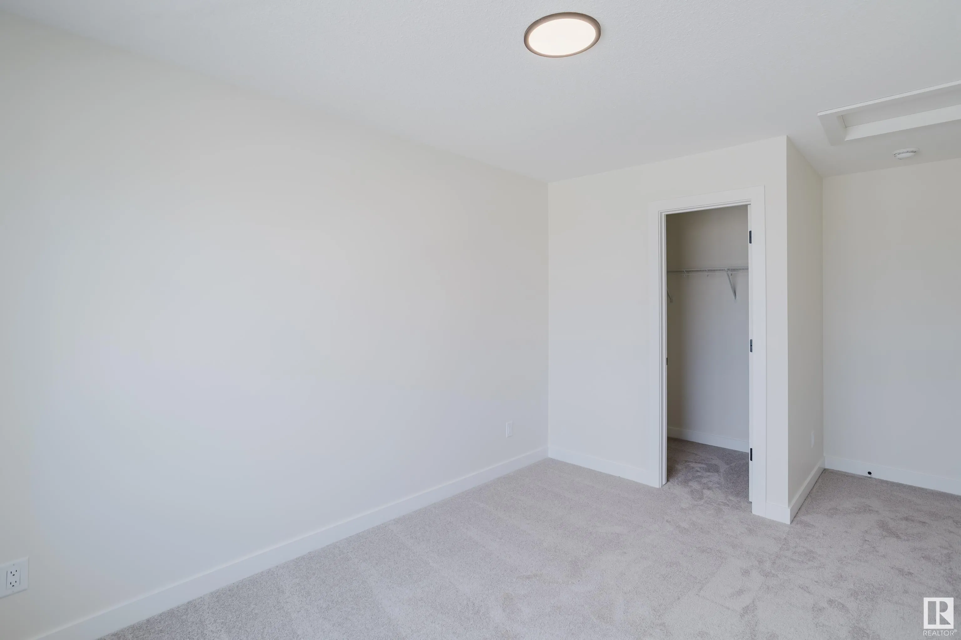 143 Catria Point(e)
