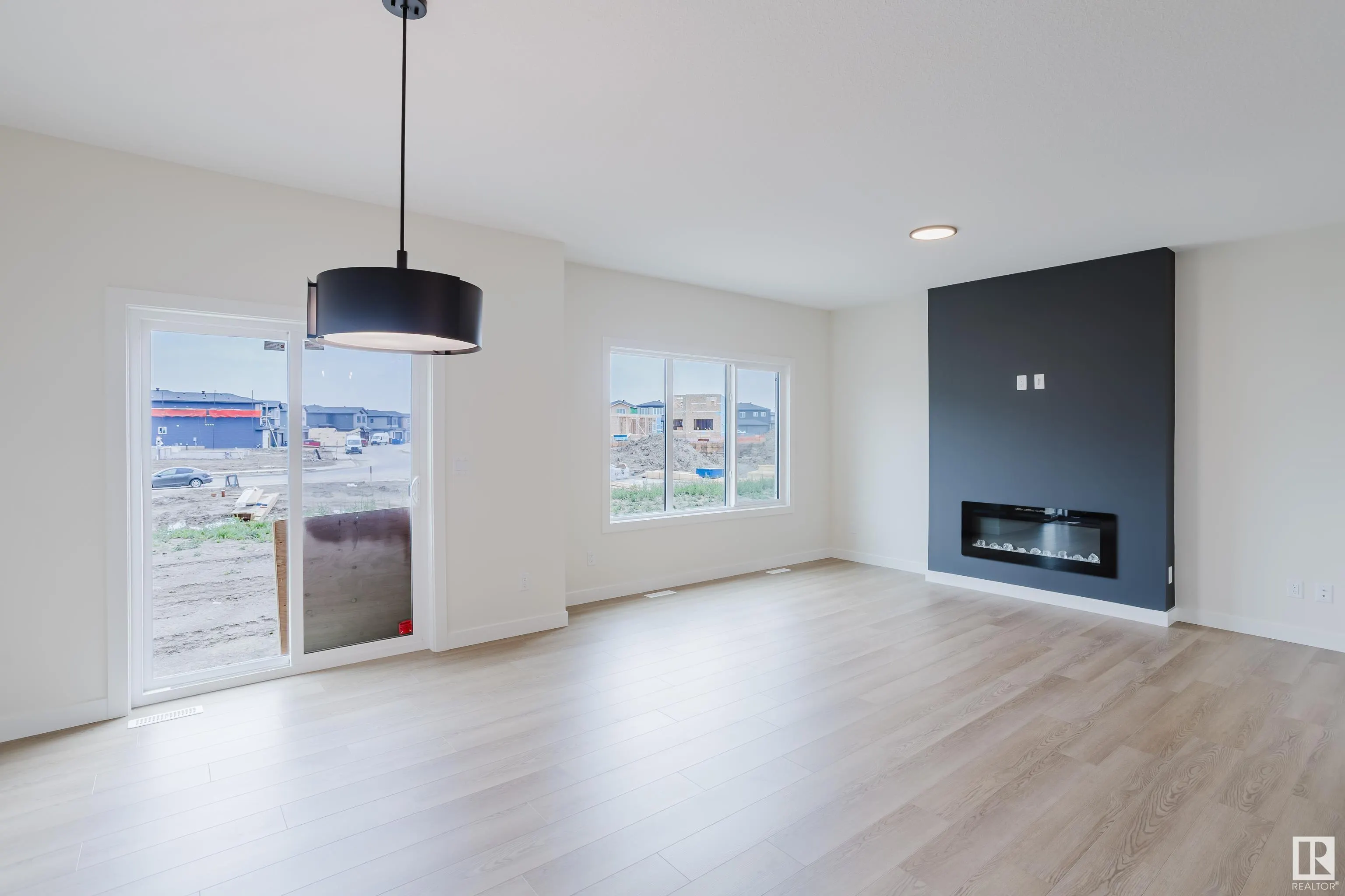 143 Catria Point(e)