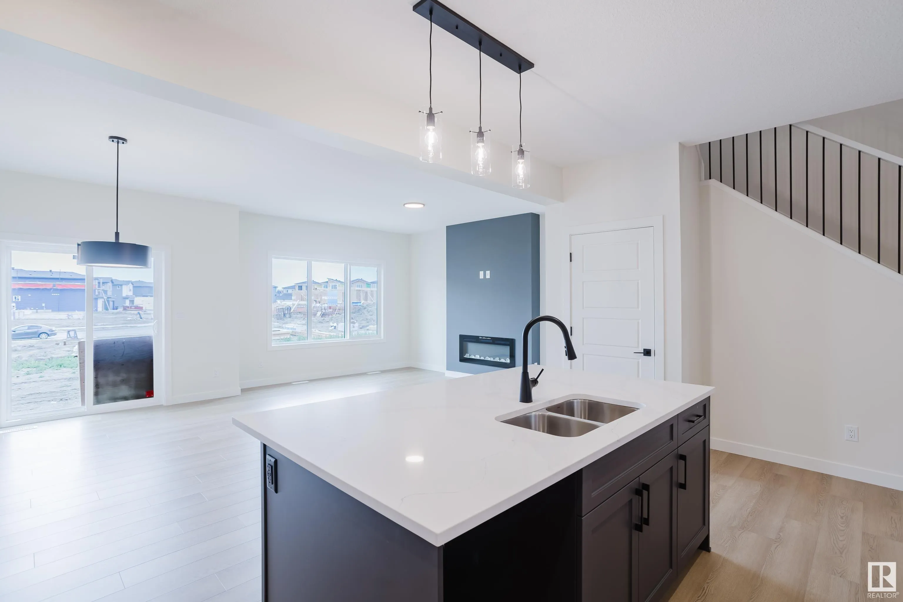 143 Catria Point(e)