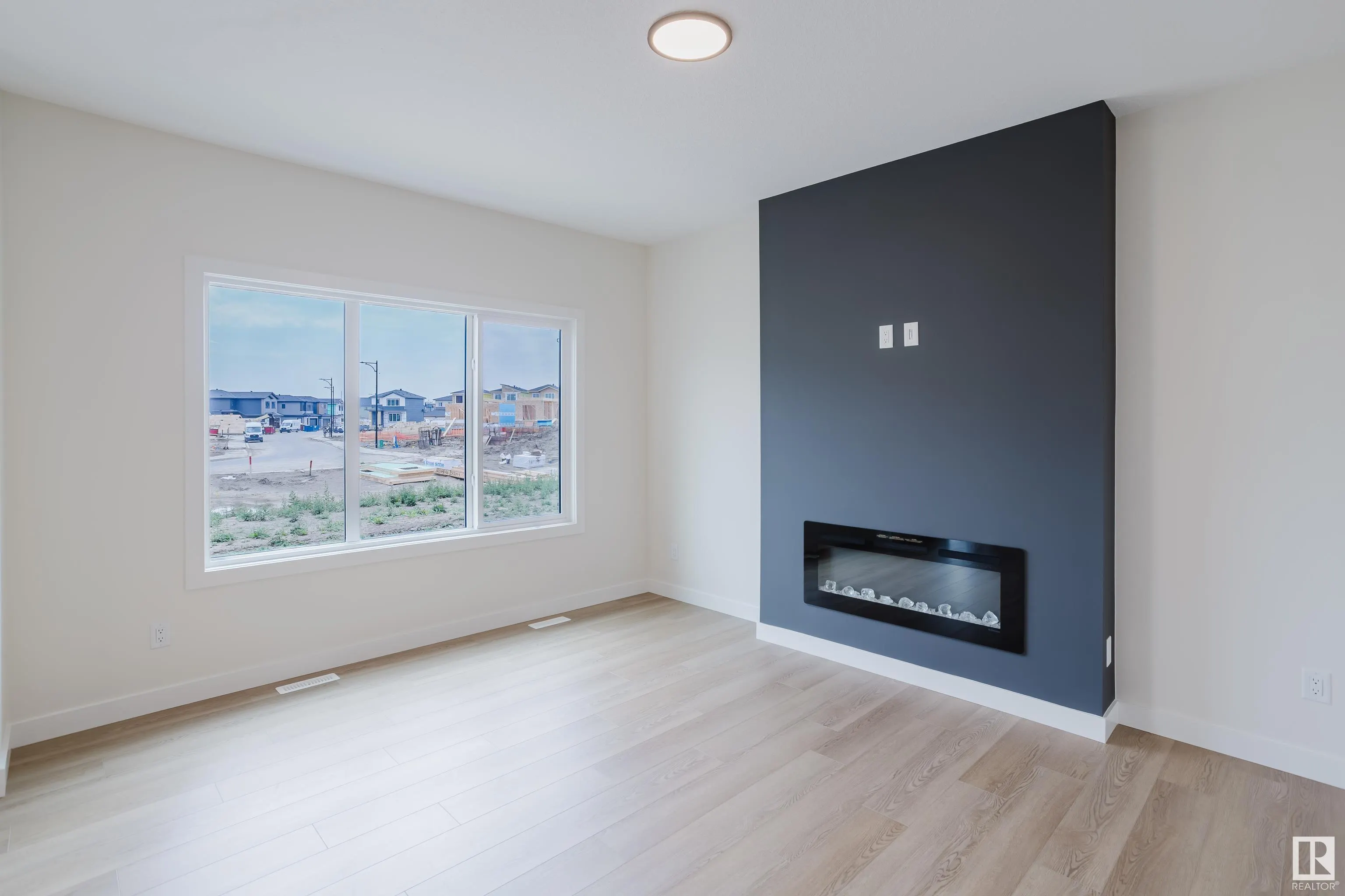 143 Catria Point(e)