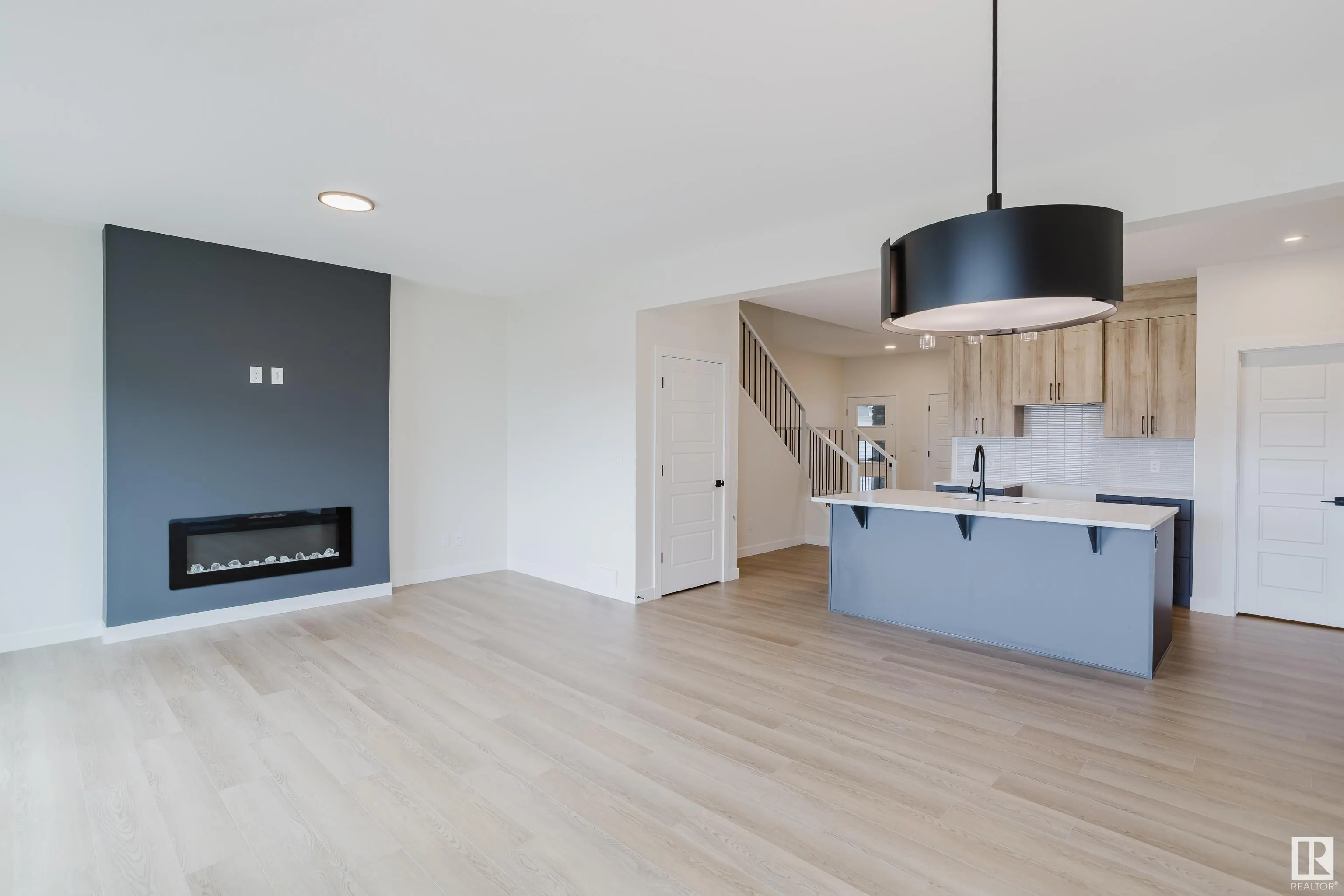 143 Catria Point(e)
