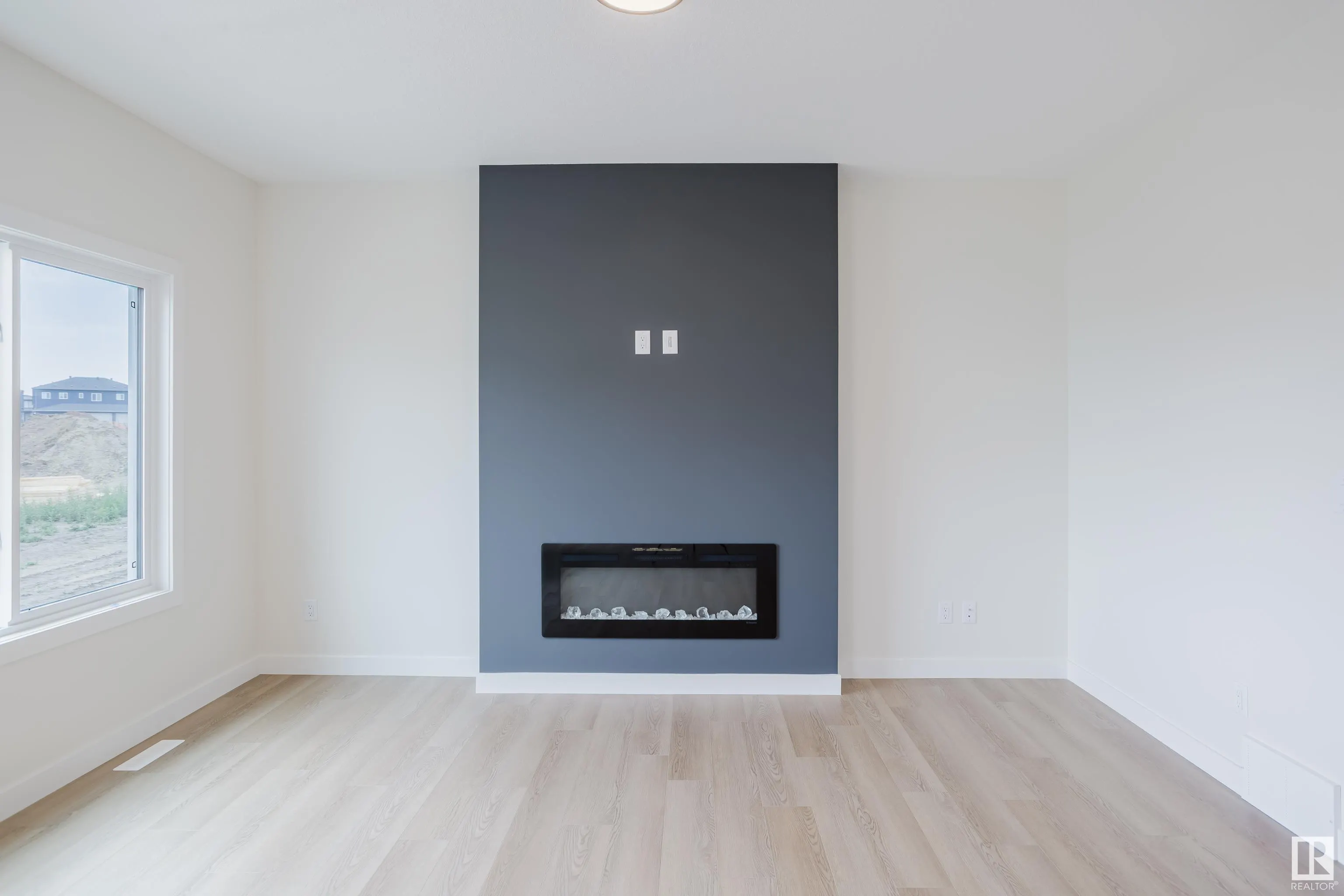 143 Catria Point(e)