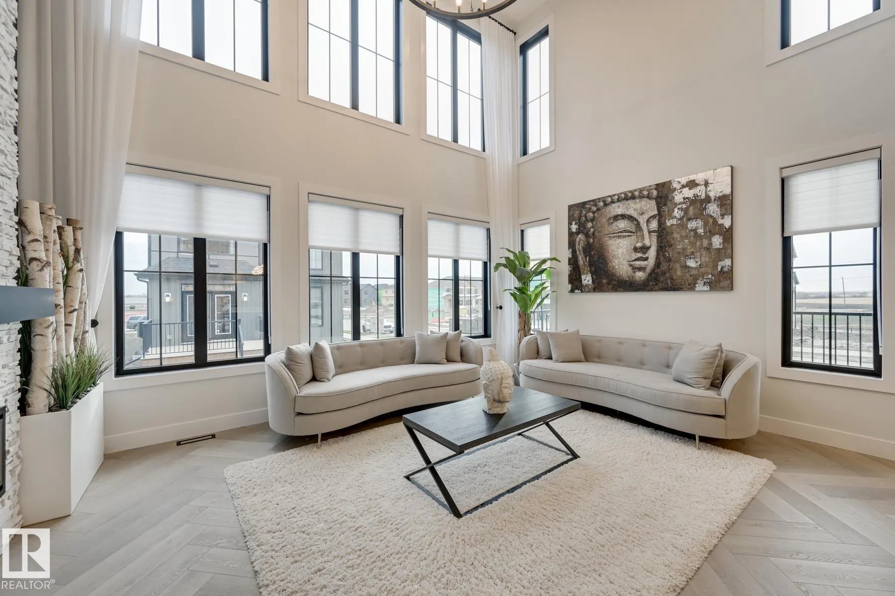 22 CANNES Cove