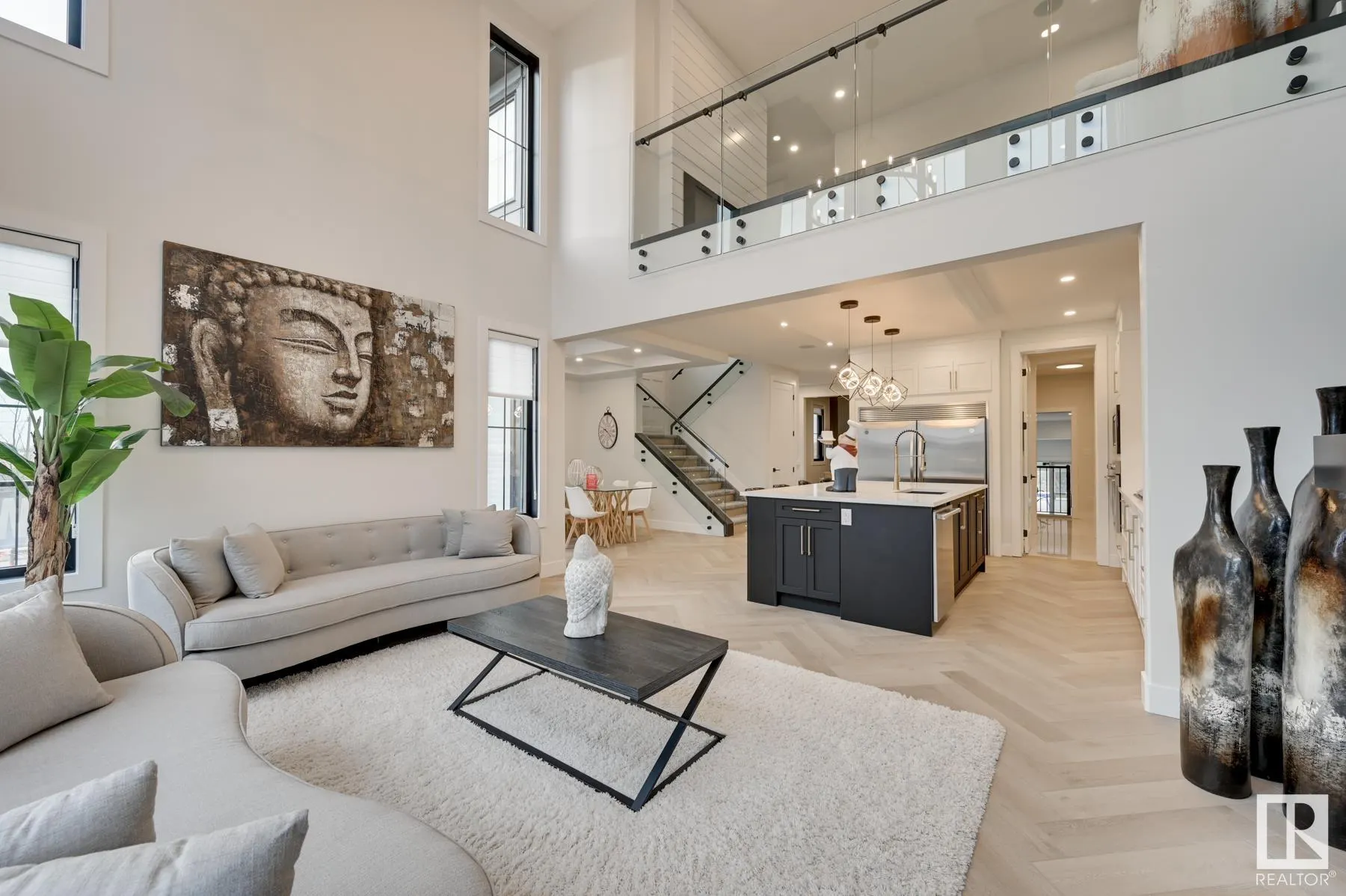 22 CANNES Cove
