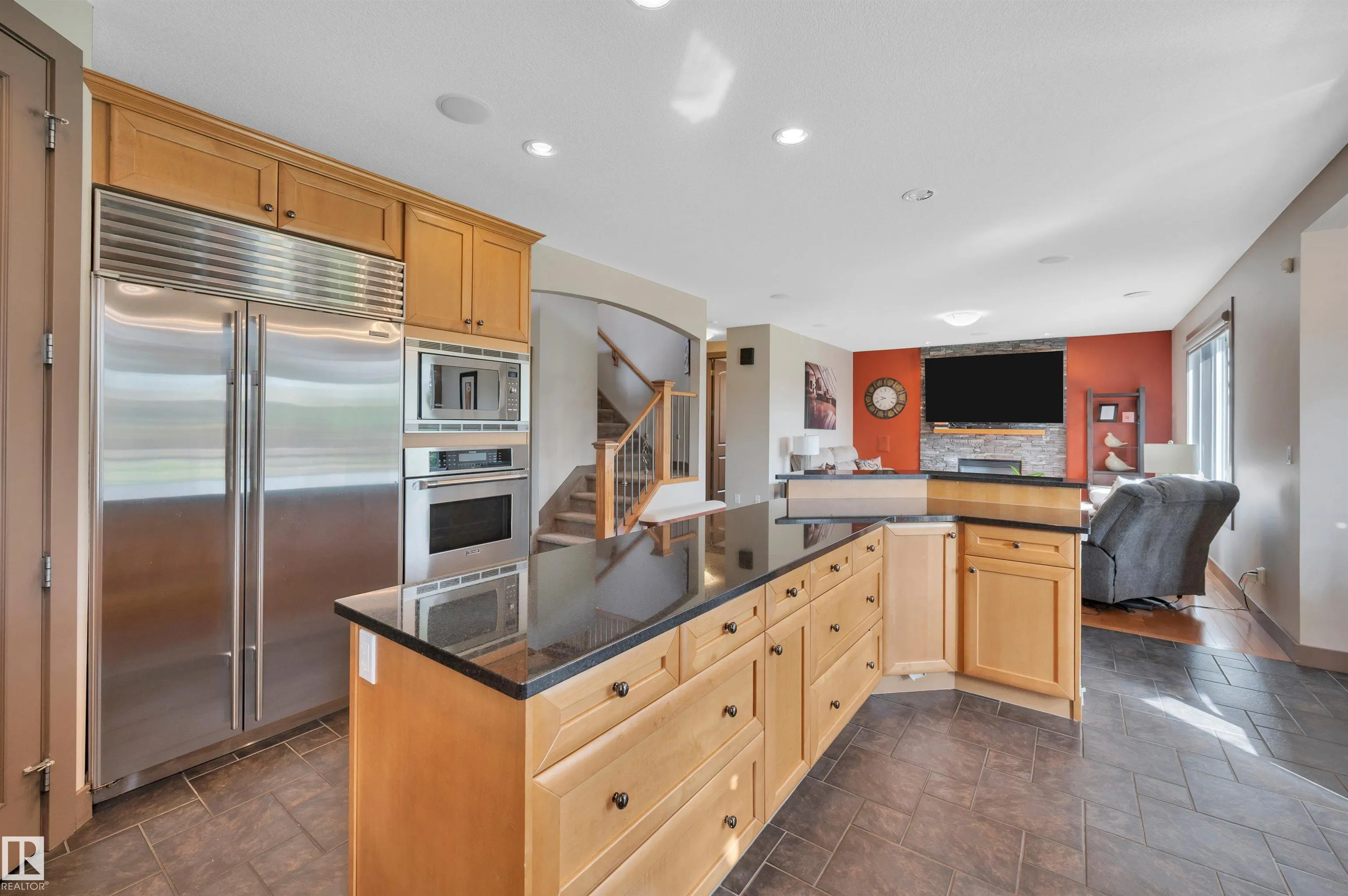 52328 RGE ROAD 233