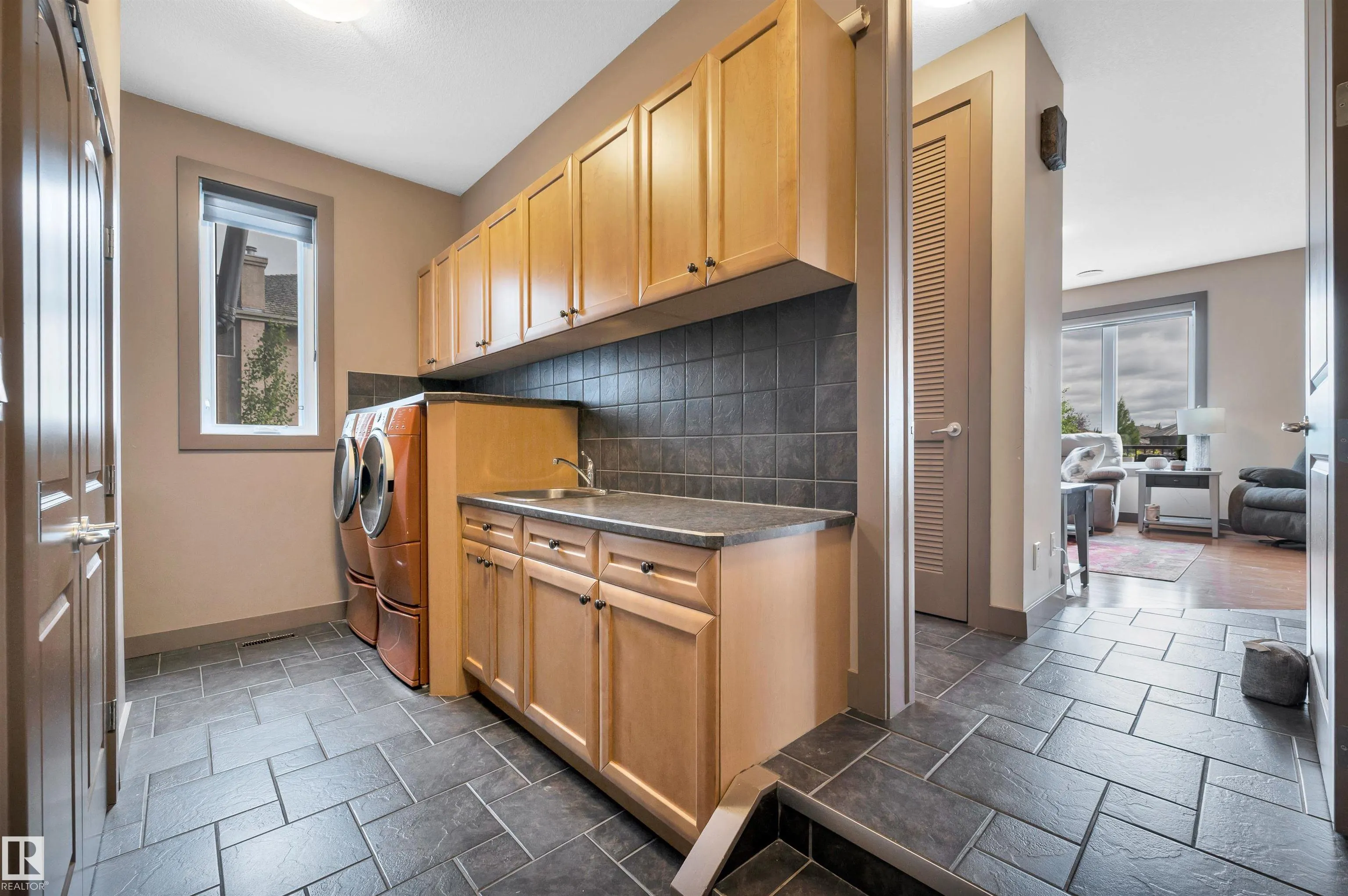 52328 RGE ROAD 233